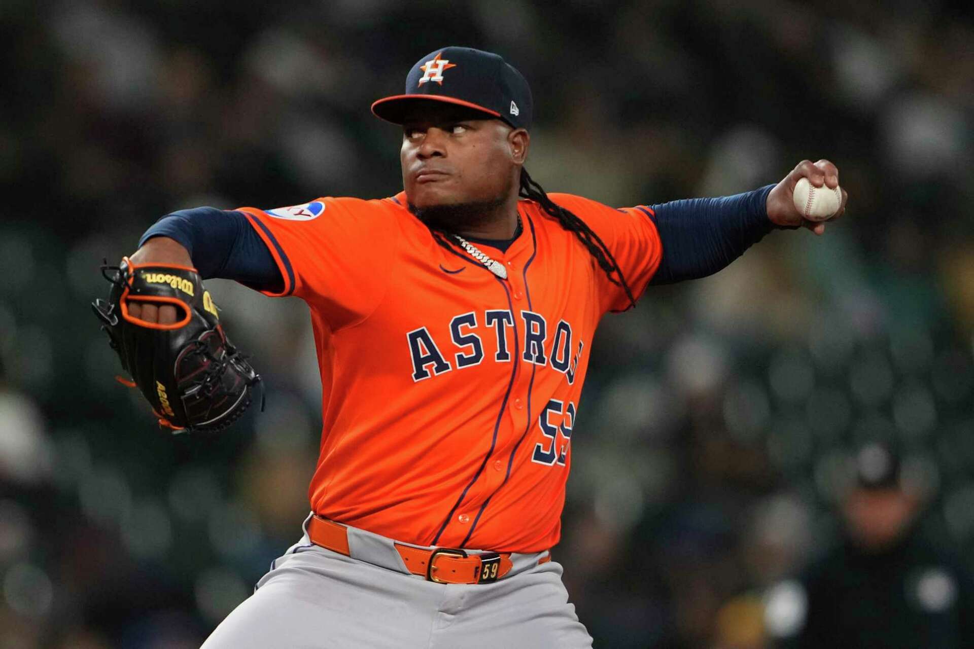 Pitching dominates as Houston Astros outlast Seattle Mariners in 12