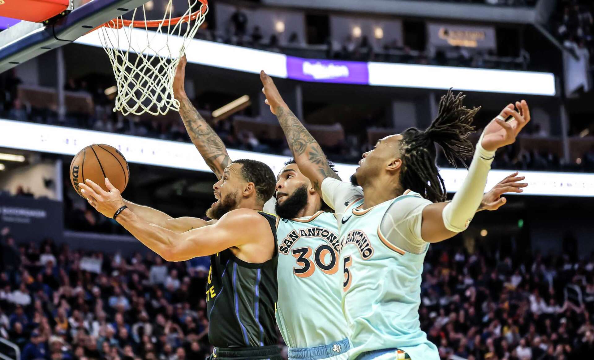 How facing Stephen Curry is helping Spurs' Castle become his own Steph, image size:1920x1164