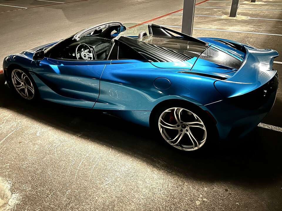 McLaren 750S Spider supercar flaunts performance, design, price