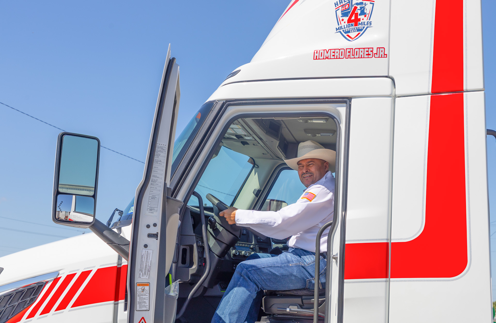 This H-E-B truck driver might be the best in Texas