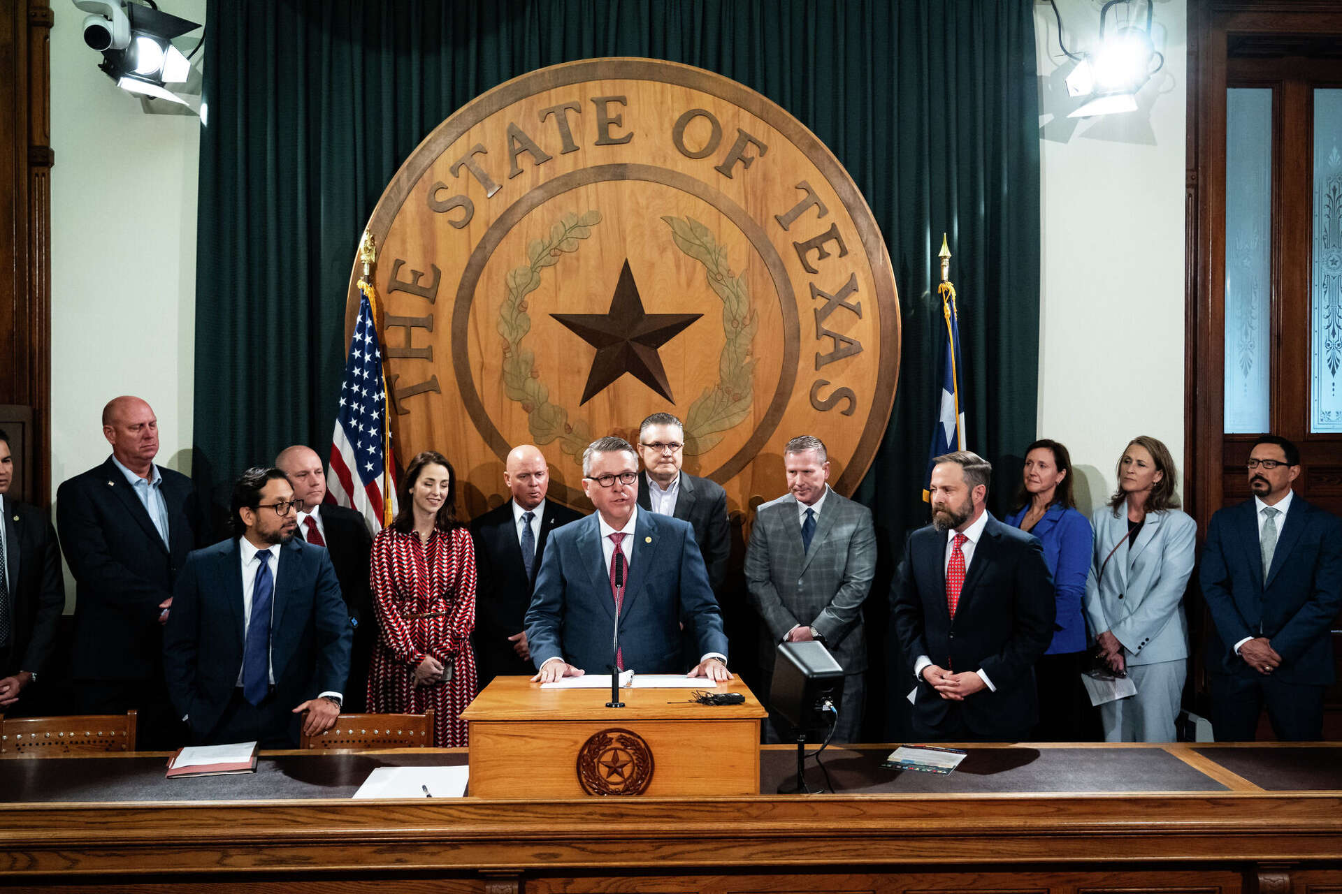 Texas lawmakers at odds over how to boost public school funding
