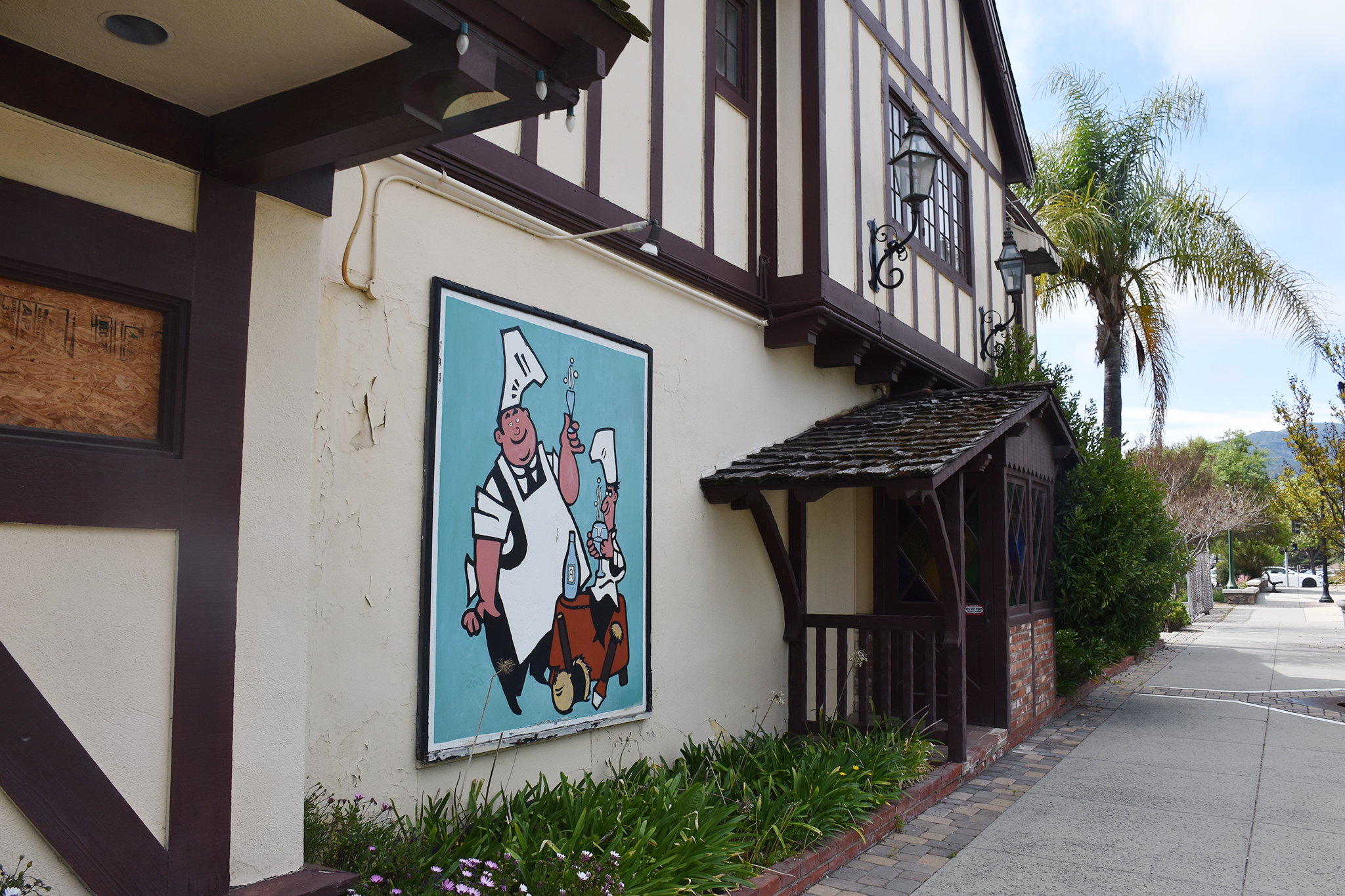 Demolition day coming for Pea Soup Andersen's