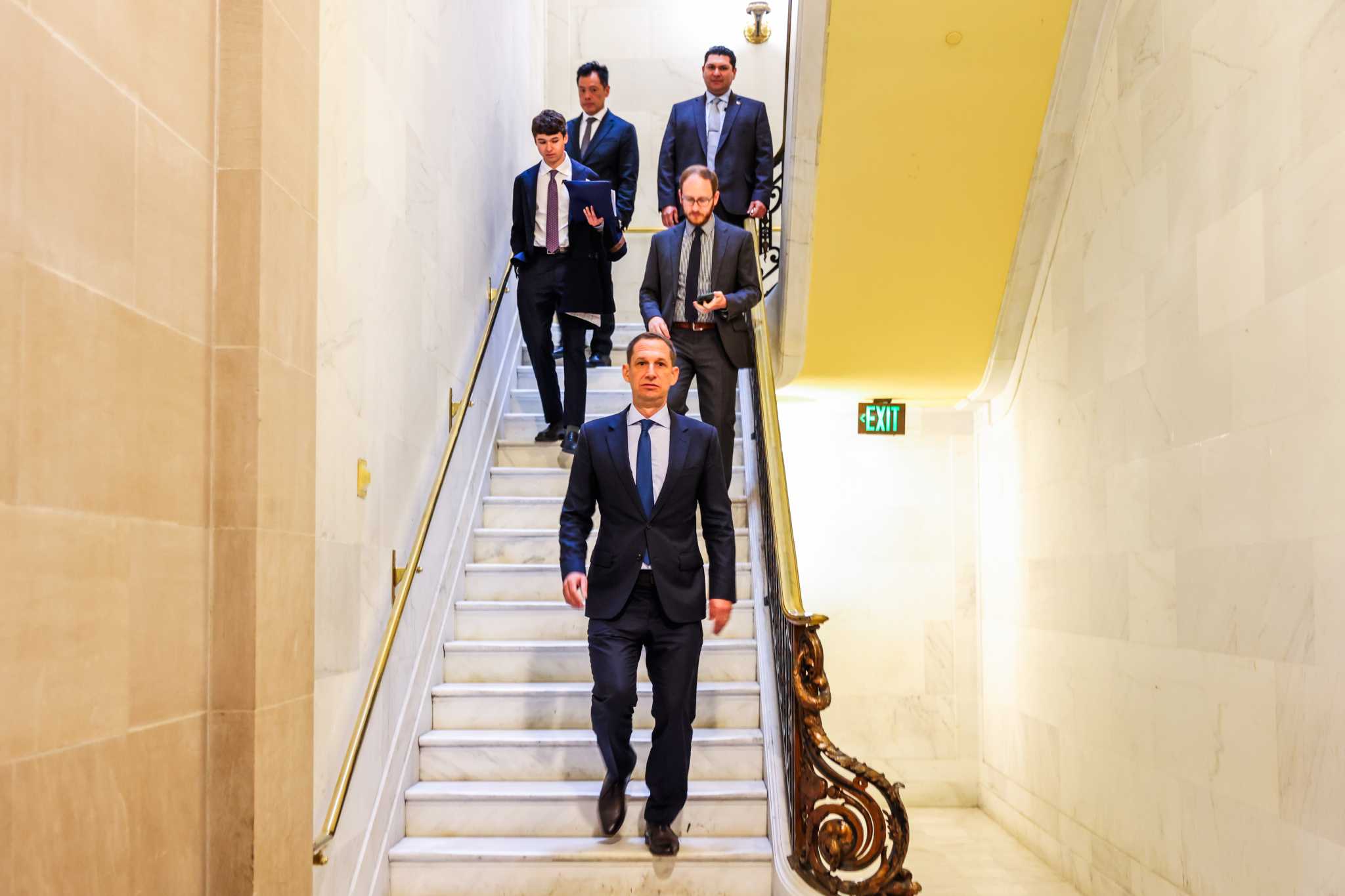 https://s.hdnux.com/photos/01/50/04/27/27280877/3/rawImage.jpg