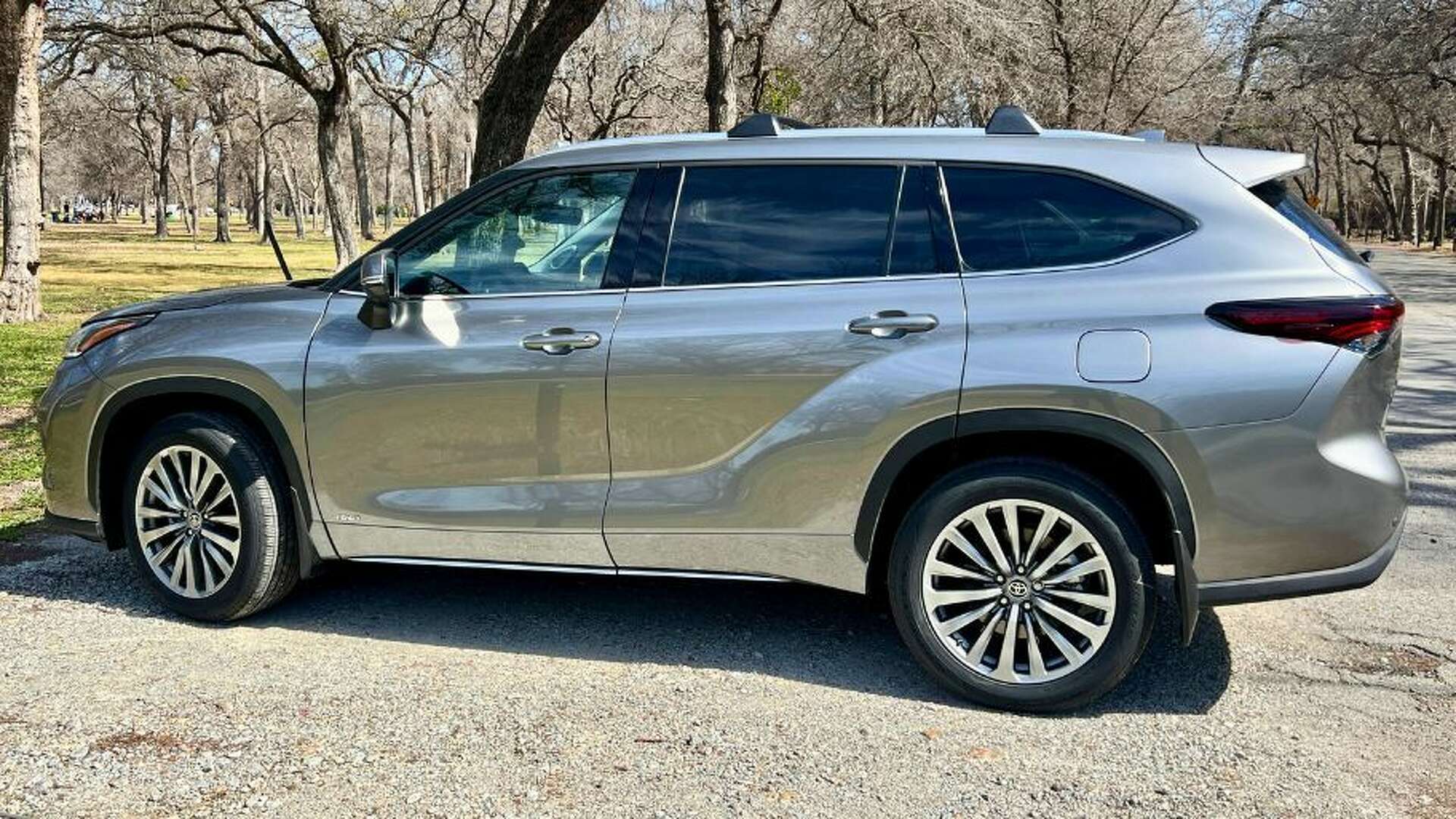 2025 Toyota Highlander Limited Hybrid 25th Anniversary Edition Review