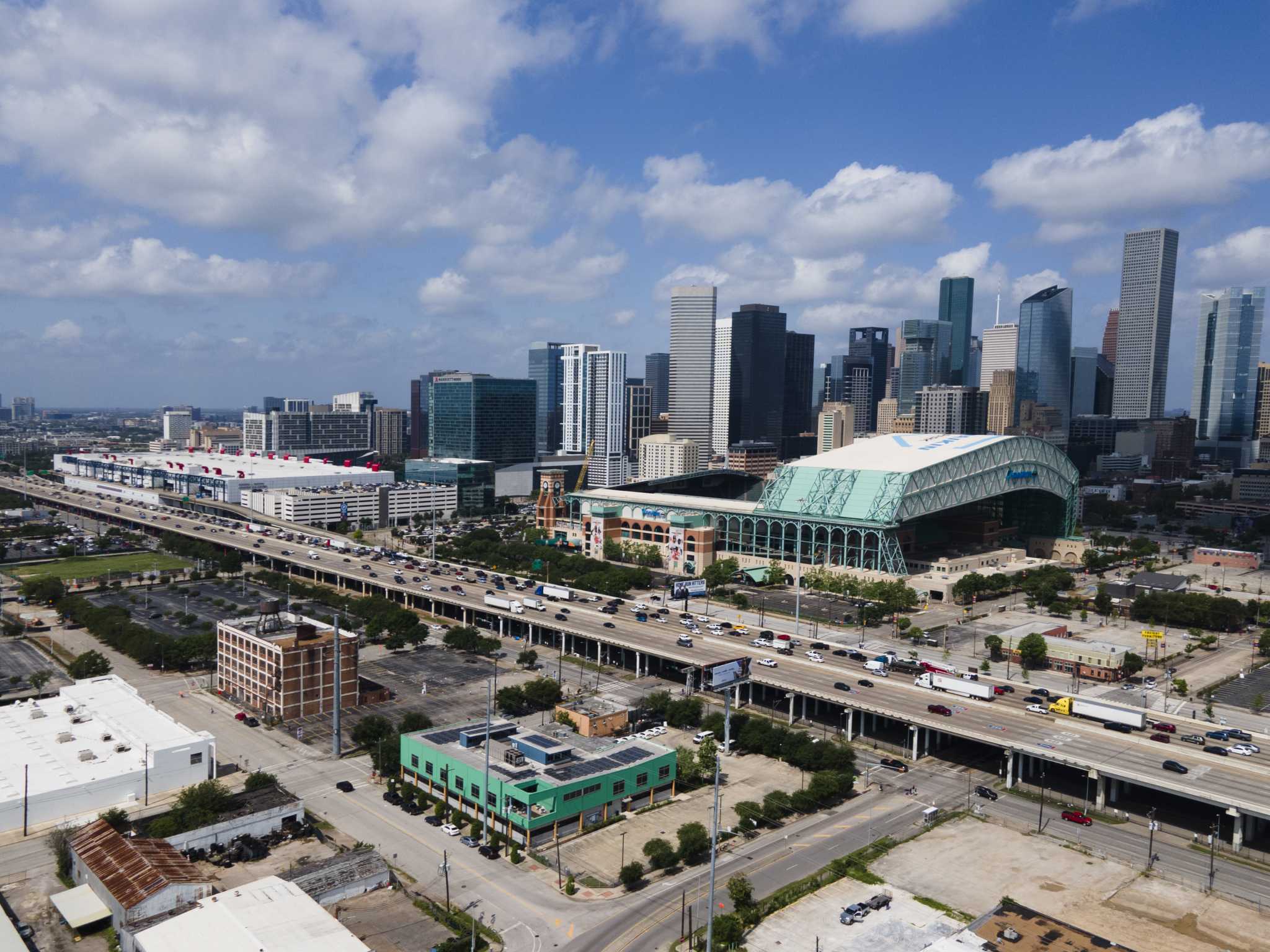 Houston Rockets fans urged to plan ahead for Game 5 evening tip off