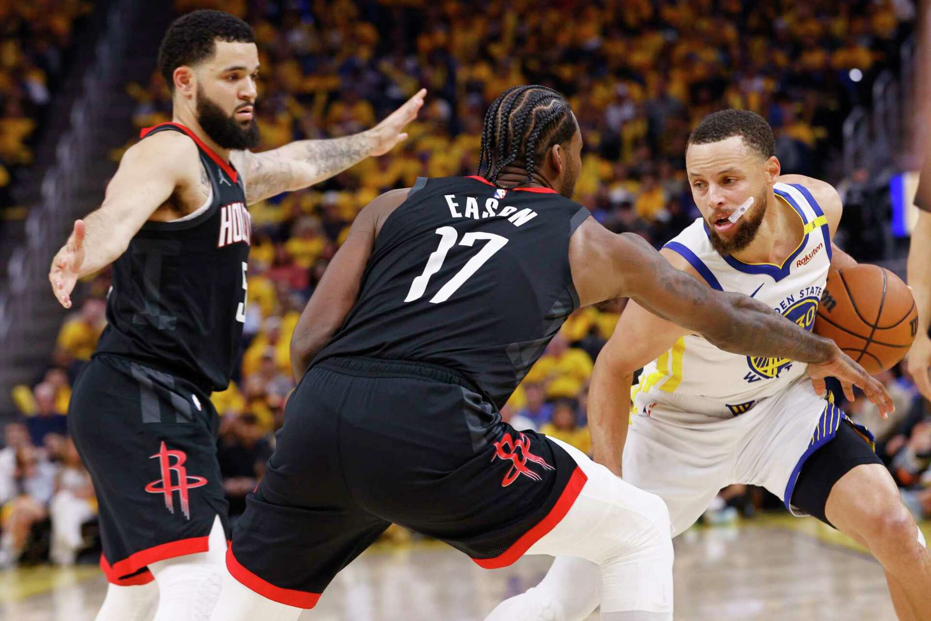 Warriors’ Steph Curry beat Rockets’ ‘constant blitzing’ in Game 3 win