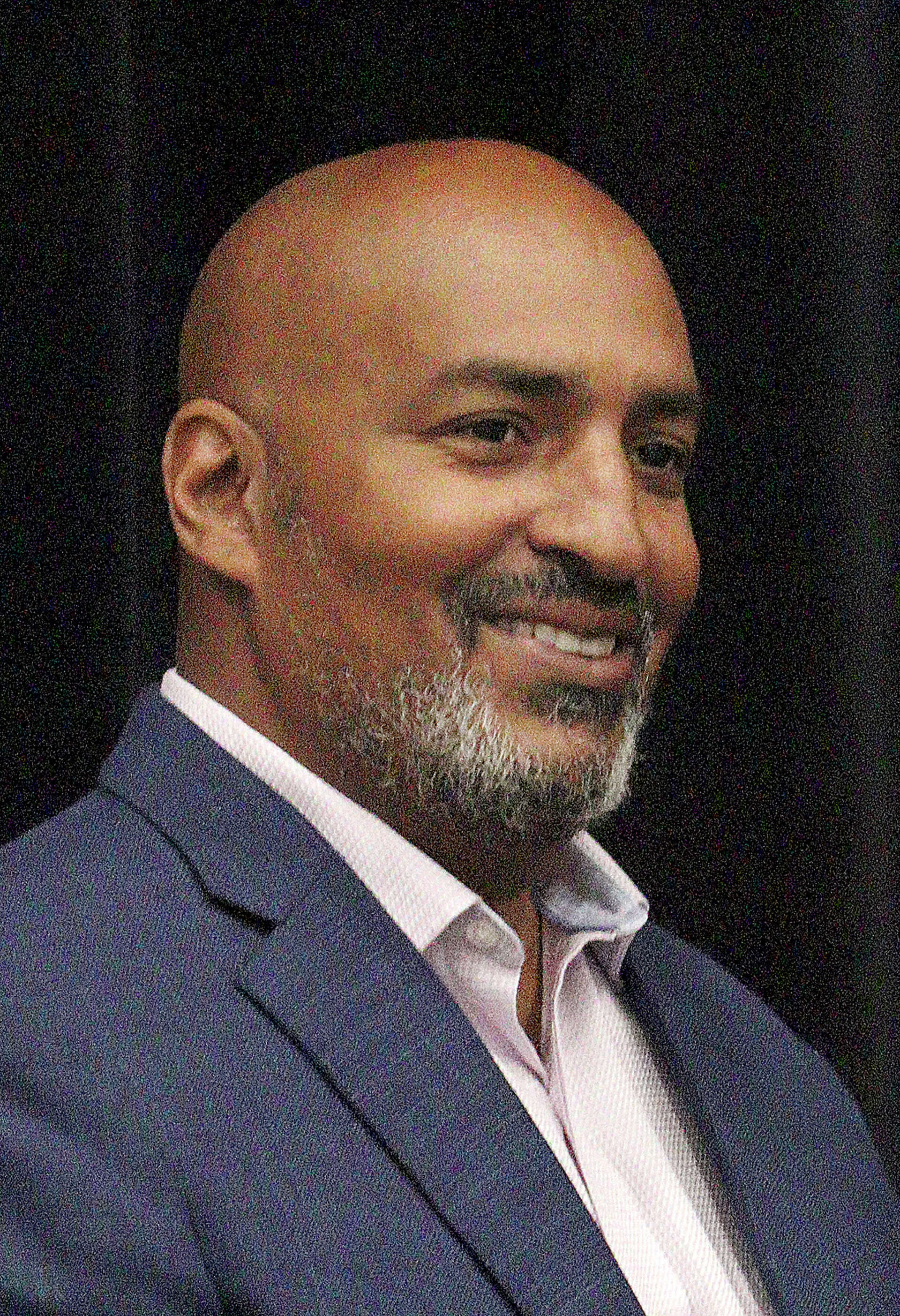 Edwardsville, IL District 7 board member Scott Ahart responds