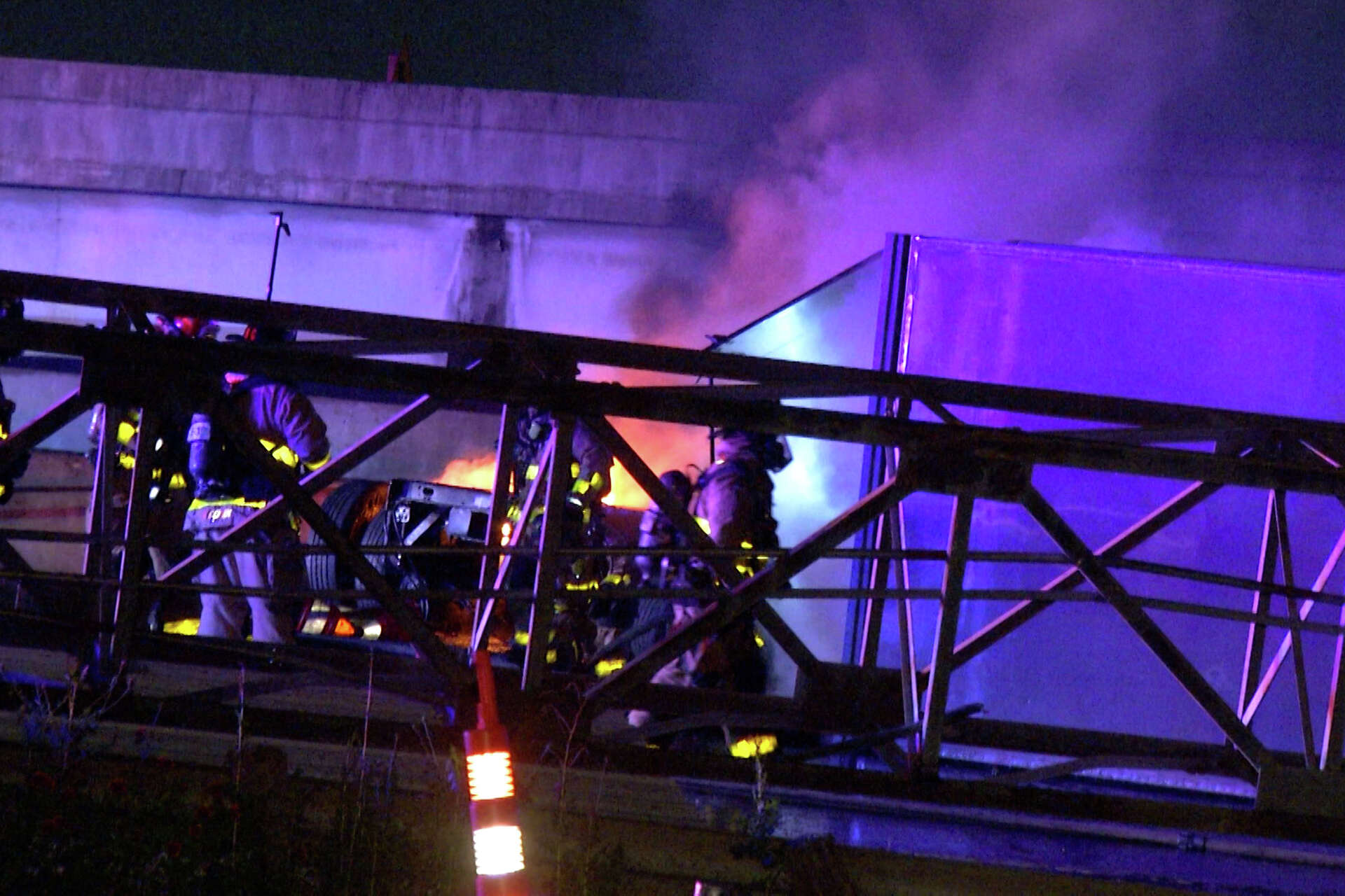 Driver killed Loop 410 crash involving an 18-wheeler identified