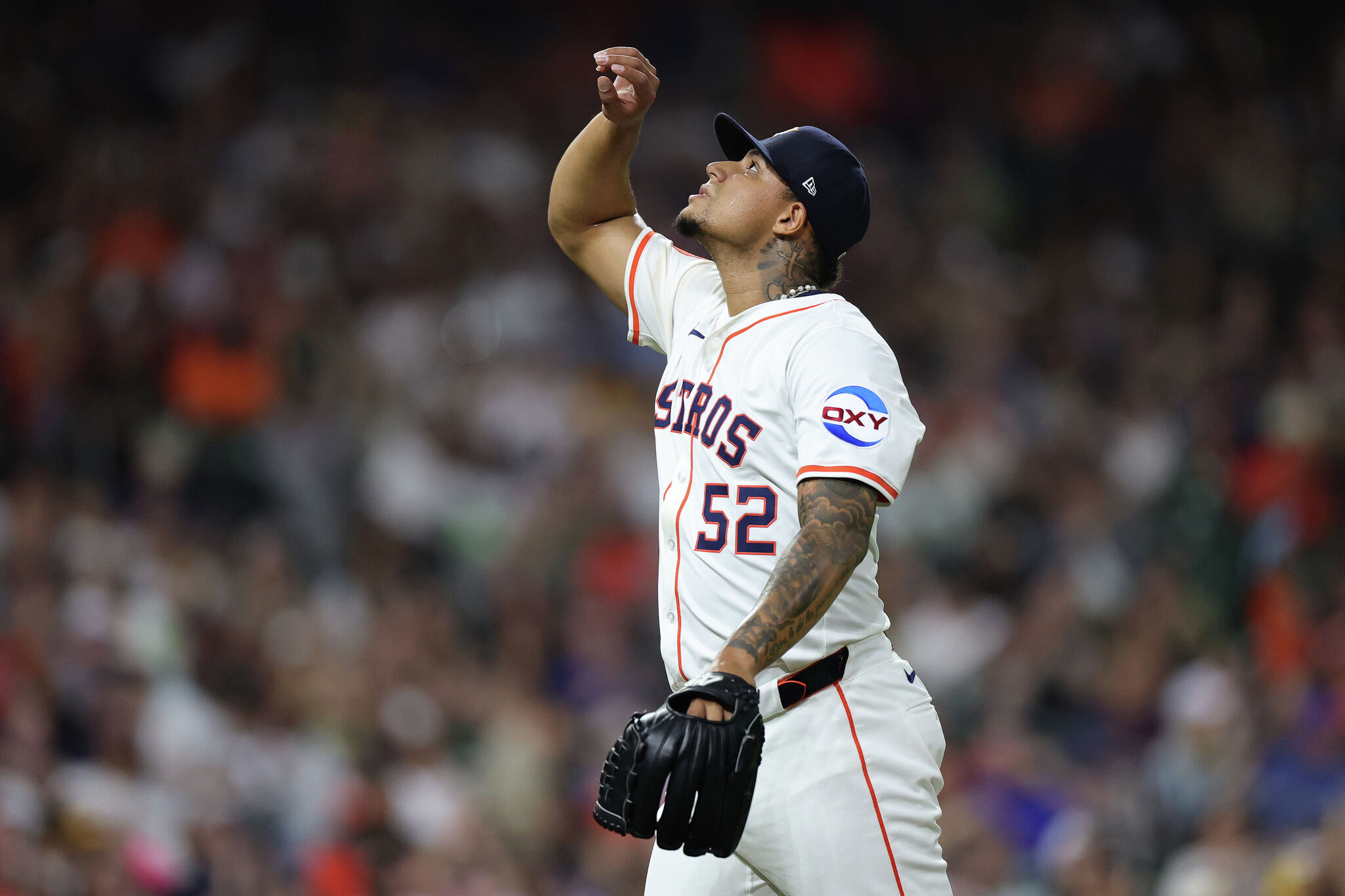 Houston Astros' reliever Bryan Abreu welcomes birth of son