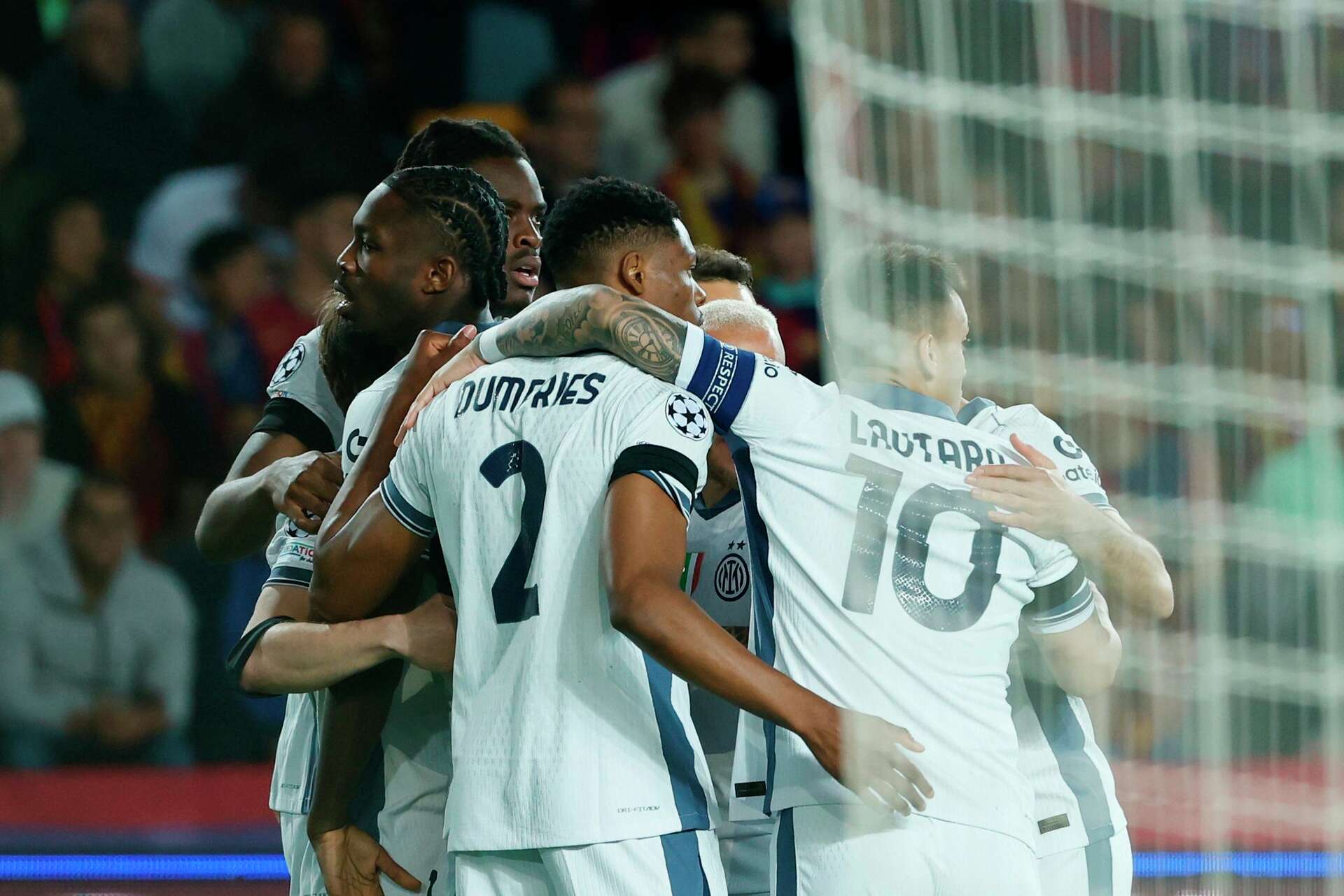 Thuram and Dumfries return to energize Inter in draw at Barcelona in  Champions League semifinals