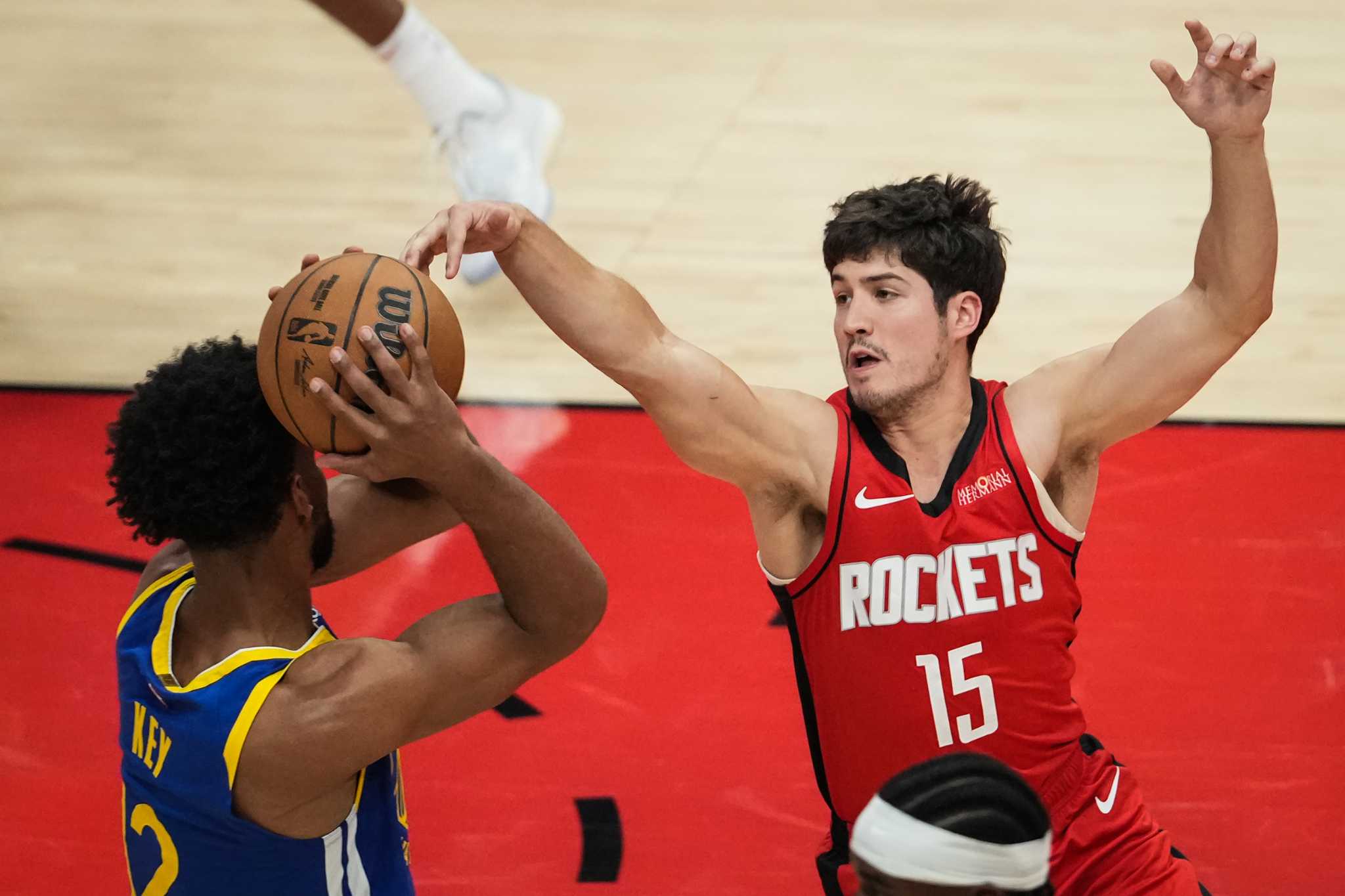 Houston Rockets hold off Golden State's reserves in Game 5 win