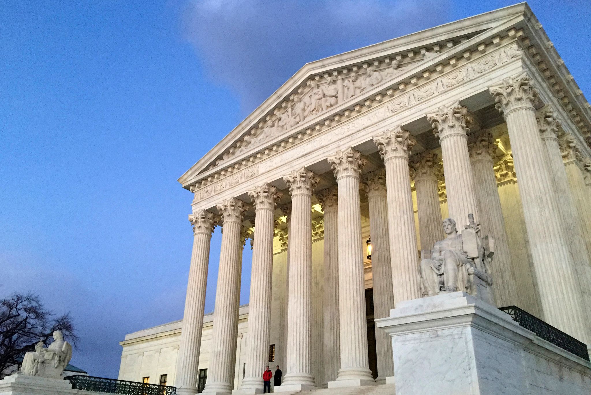 https://s.hdnux.com/photos/01/50/16/23/27321597/3/rawImage.jpg