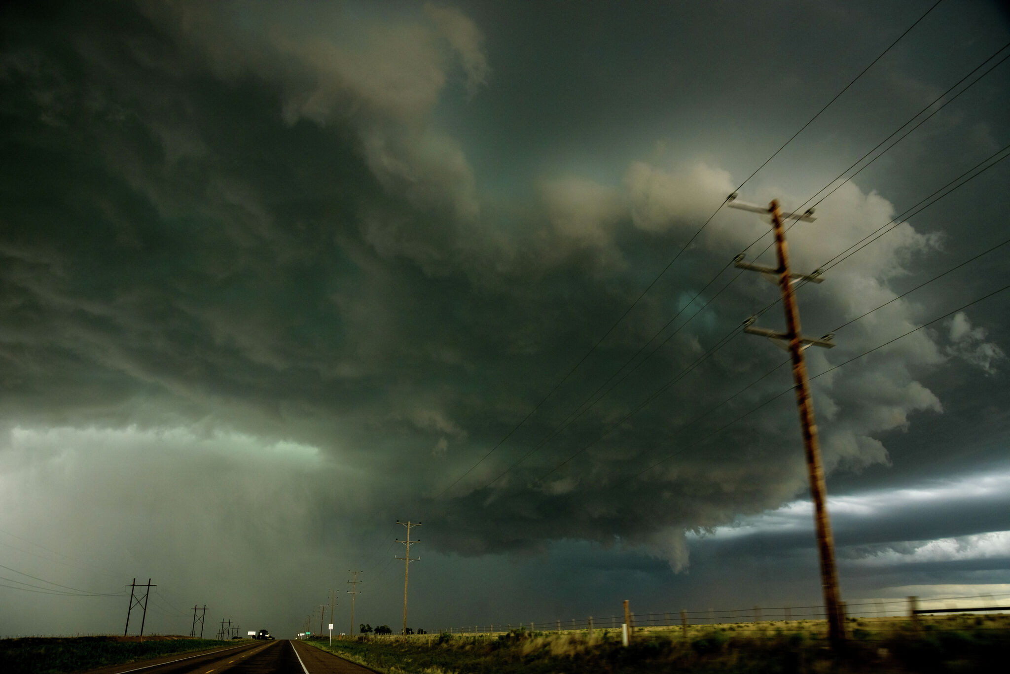 Cold front brings large hail, tornado threat to Texas on Friday