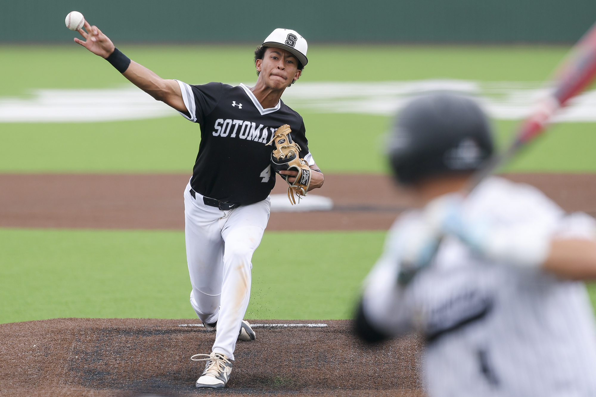 Sotomayor baseball nabs first playoff win, sets up Game 3