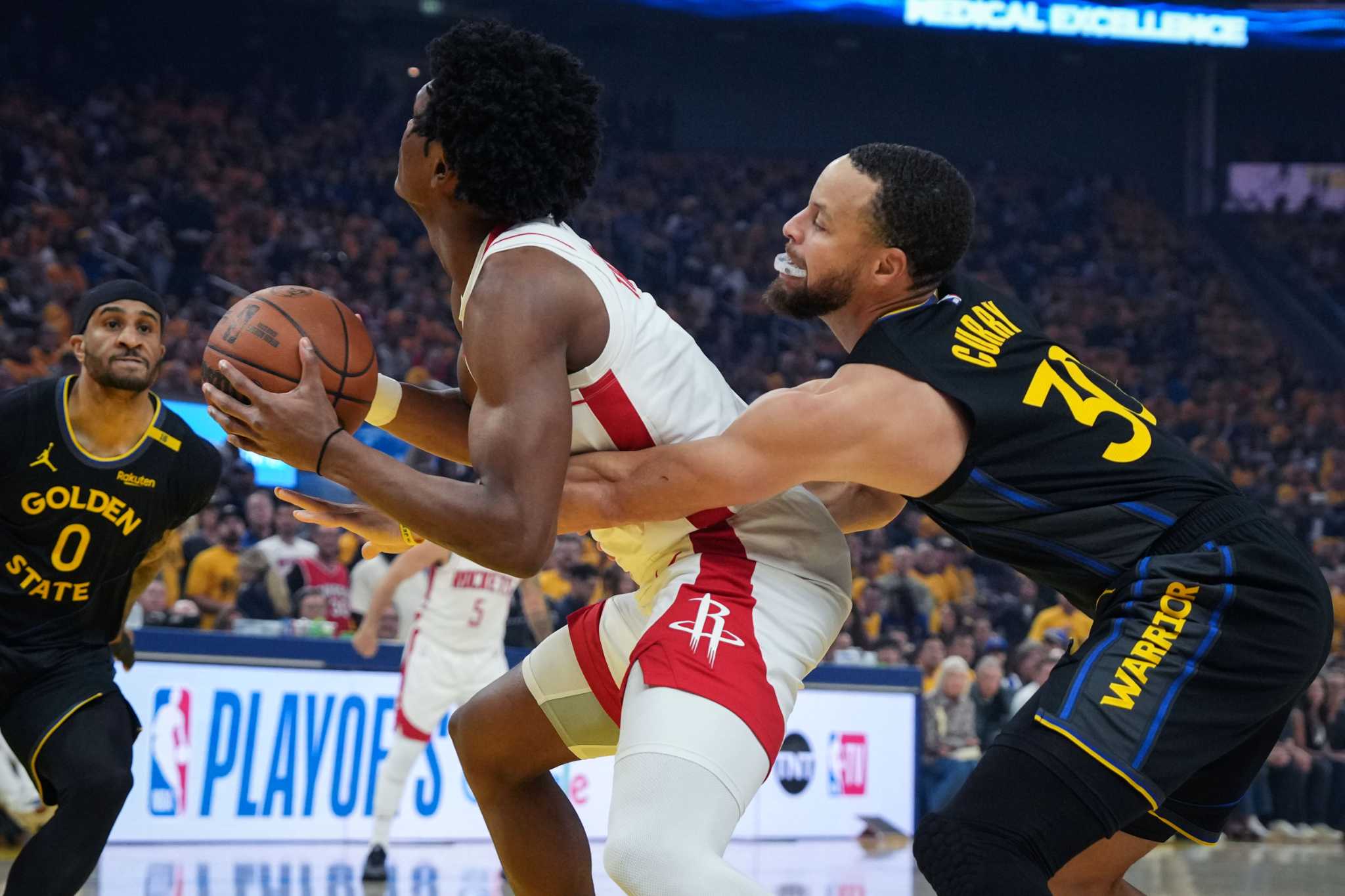 Rockets-Warriors Game 7: One team has experience, other has momentum