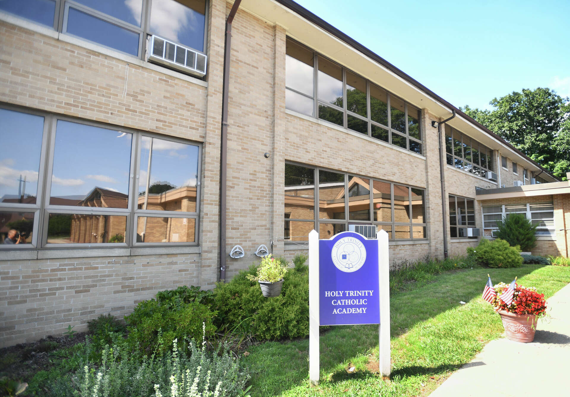 HOLY TRINITY CATHOLIC ACADEMY