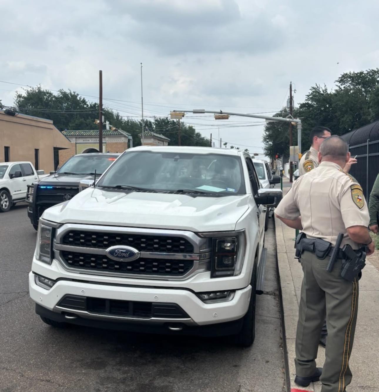 Webb County Sheriff's Office deputies recover stolen vehicle in Laredo