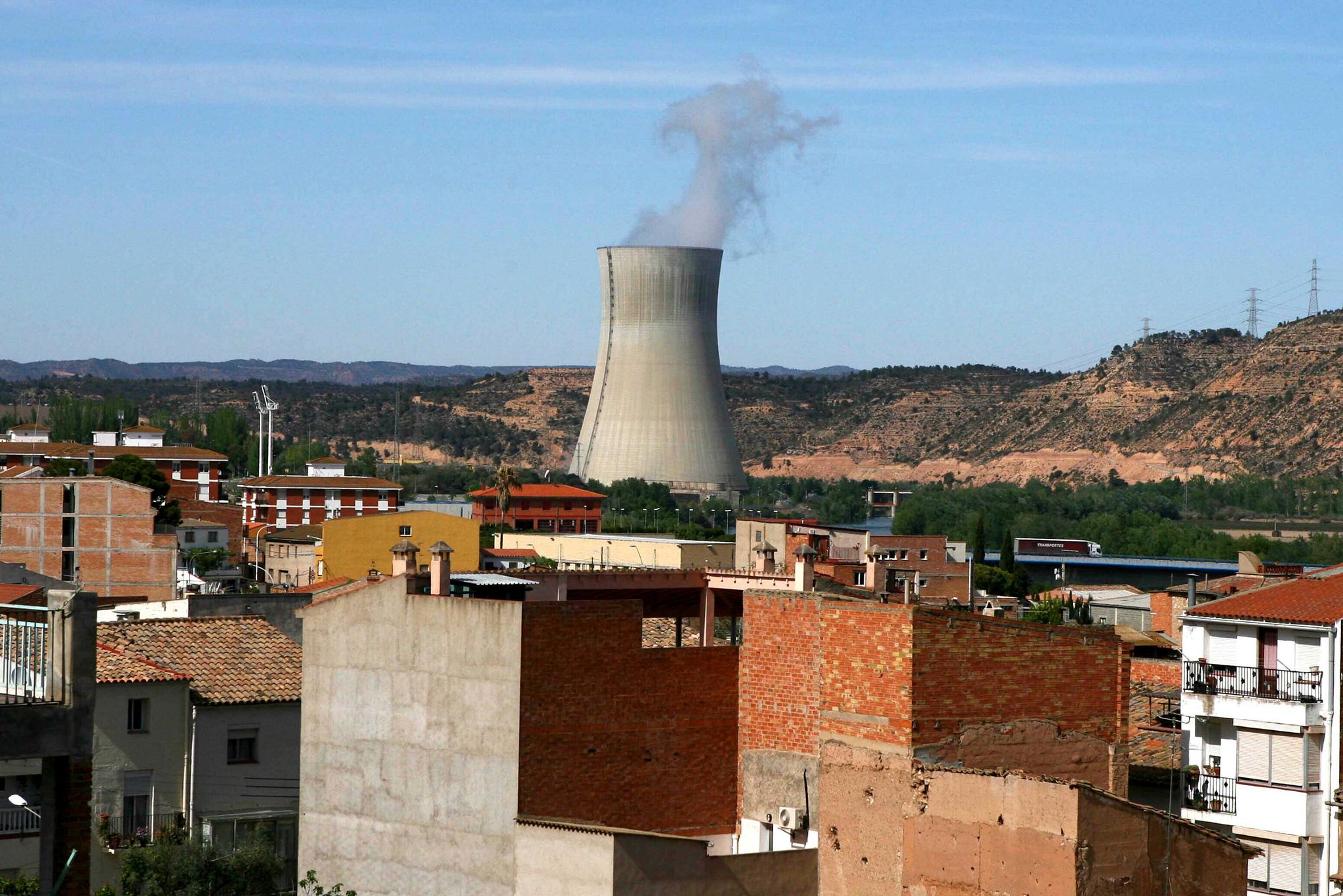 chron.com - SUMAN NAISHADHAM - After Spain's blackout, questions about renewable energy are back