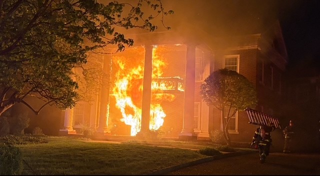 Norwalk apartment fire displaces 16 residents, officials say