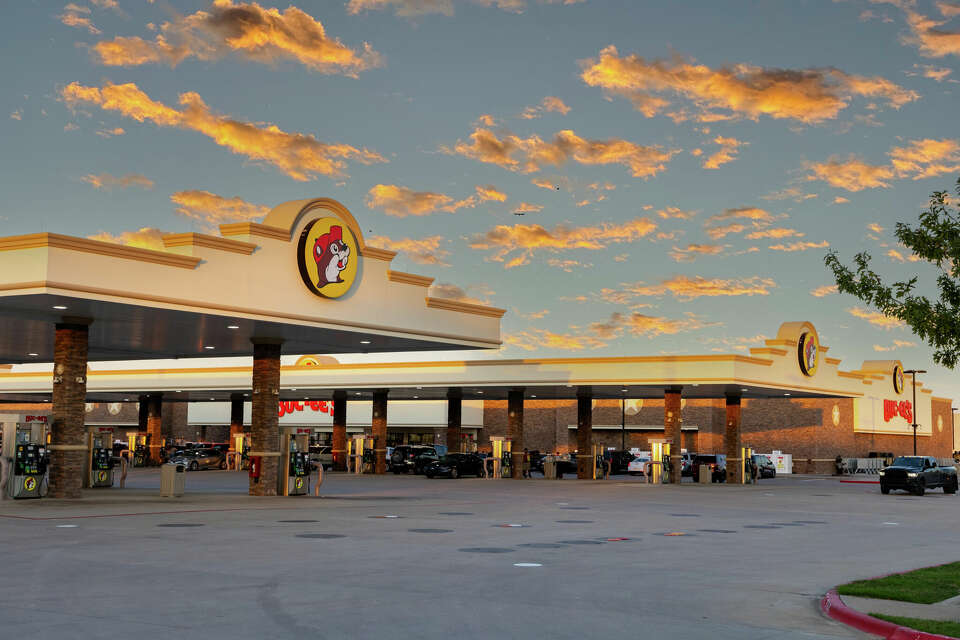 Date revealed for opening of third Georgia Buc-ee's