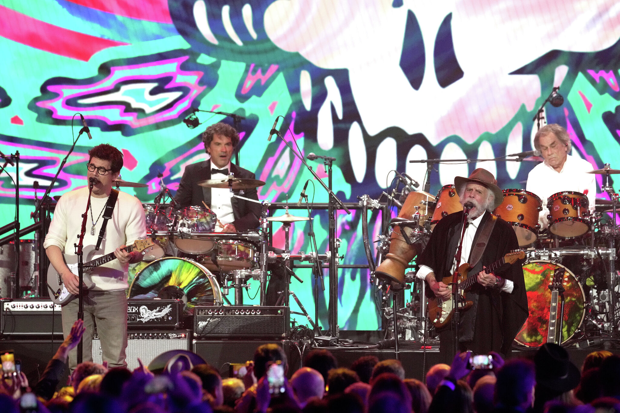 49ers players join Dead & Company backstage at Las Vegas Sphere