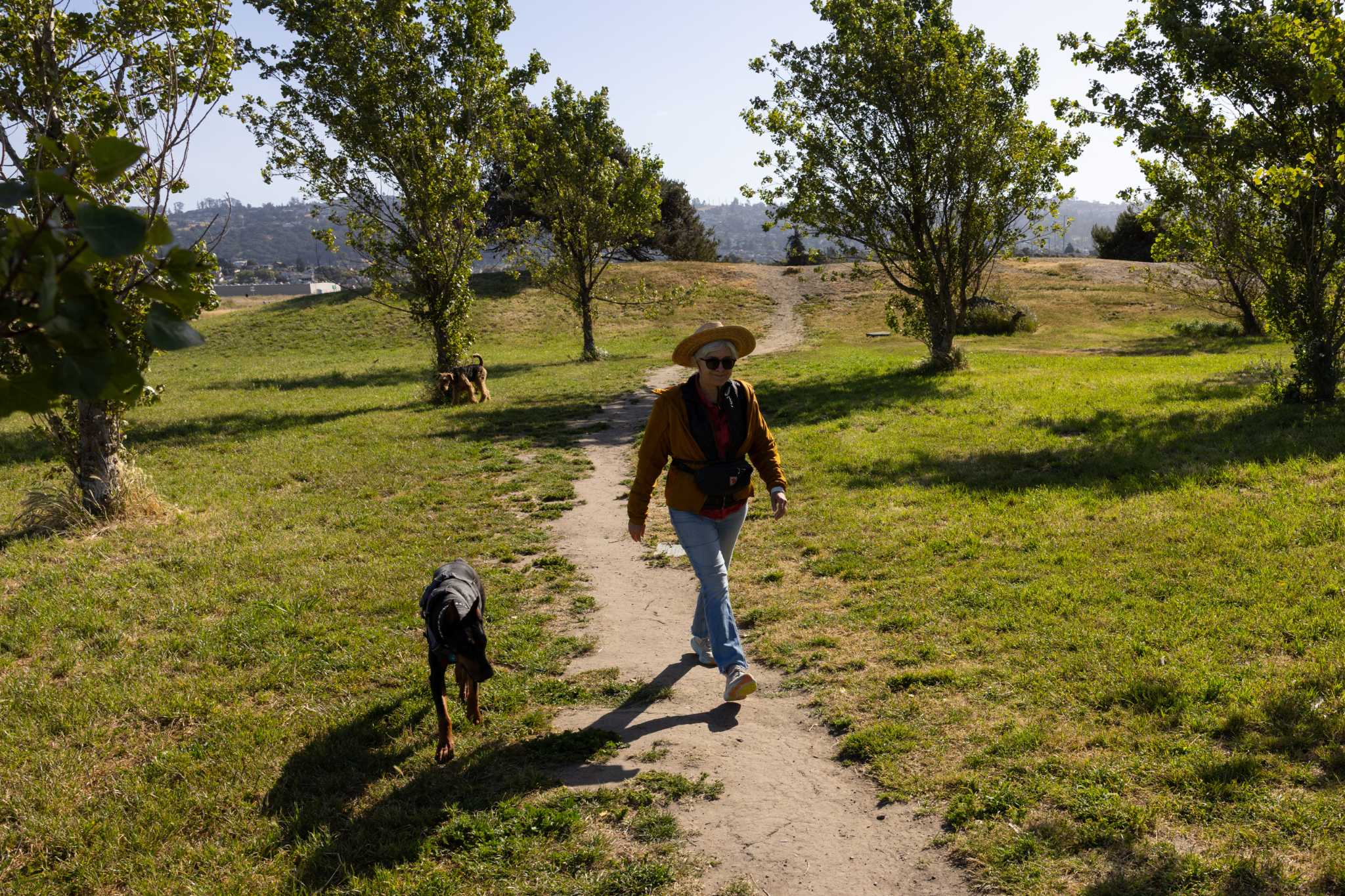 https://s.hdnux.com/photos/01/50/27/06/27357622/3/rawImage.jpg