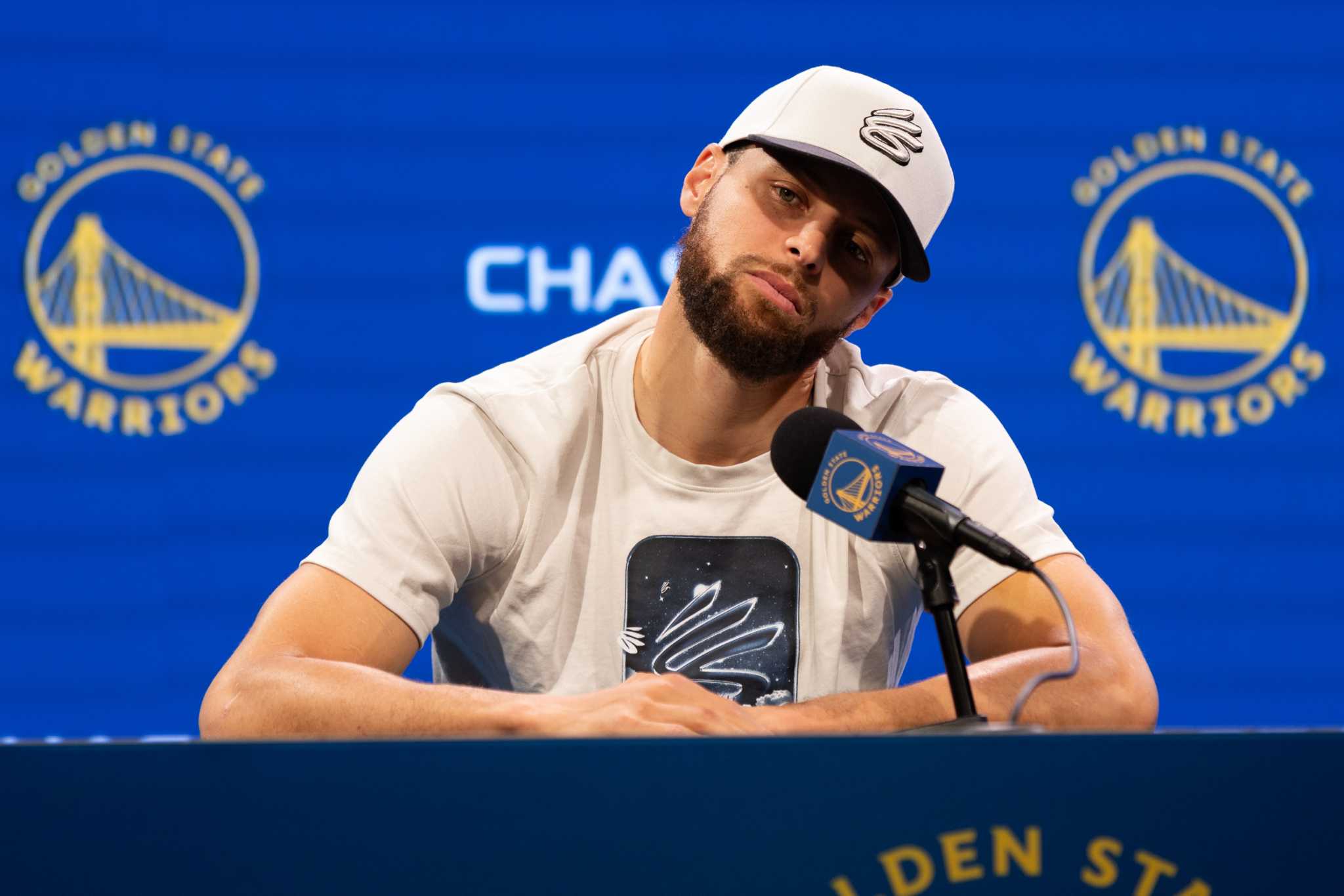 Steph Curry und die Warriors überwinden die Traurigkeit und blicken ...