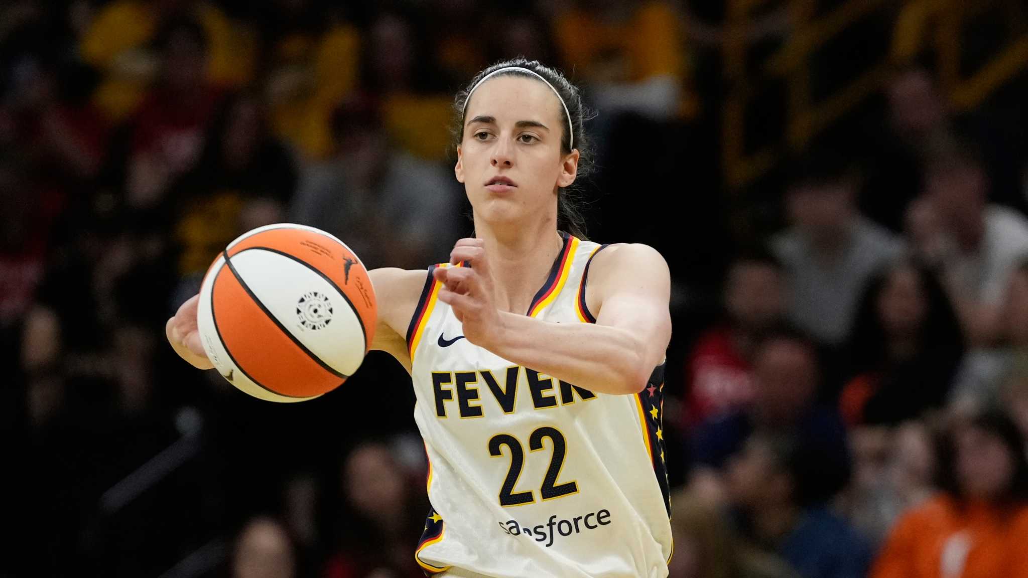 Caitlin Clark muscles up for new WNBA season that adds Paige Bueckers