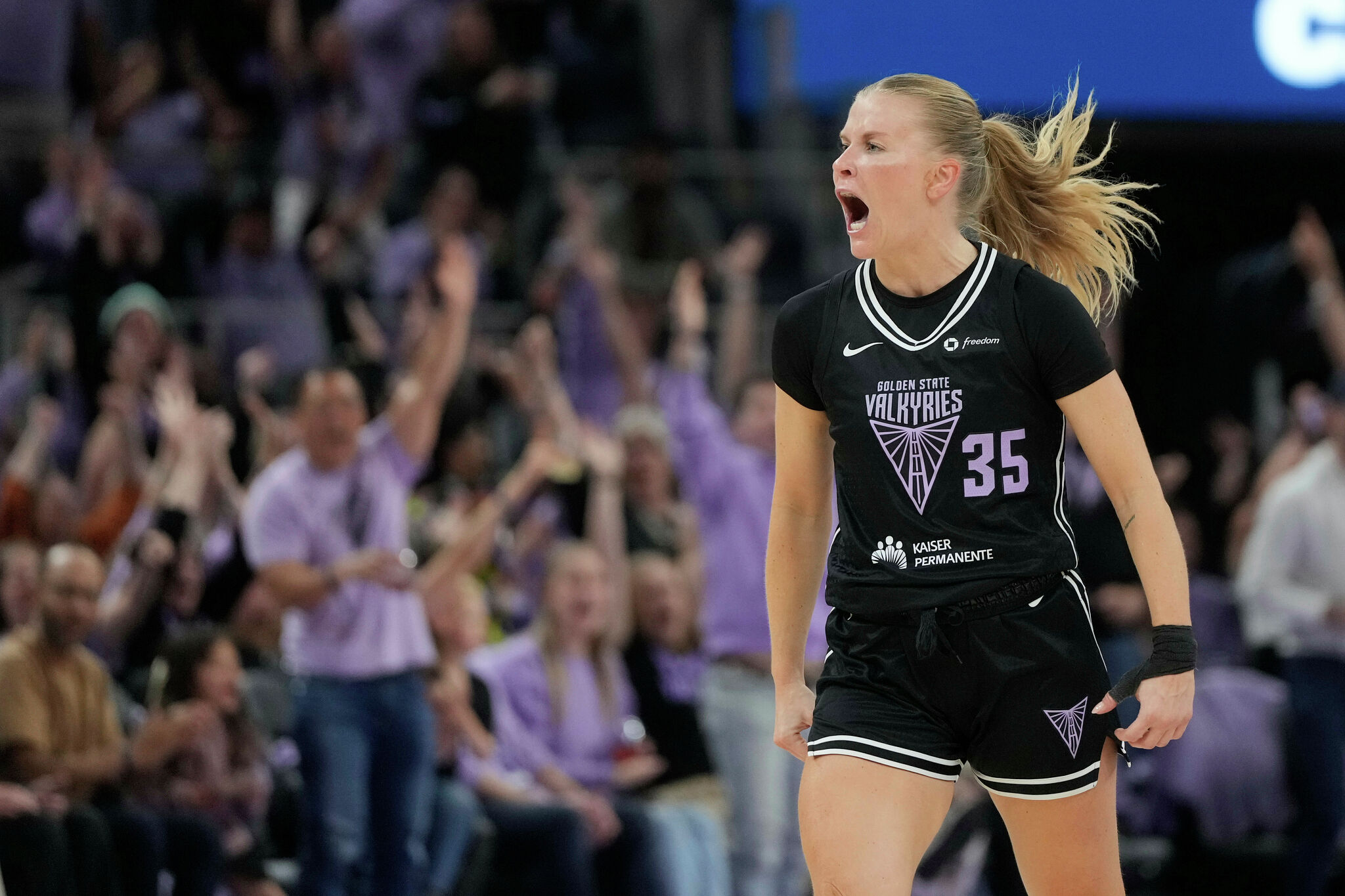 Valkyries cut player moments after arriving at SFO on 18-hour flight - SFGATE image