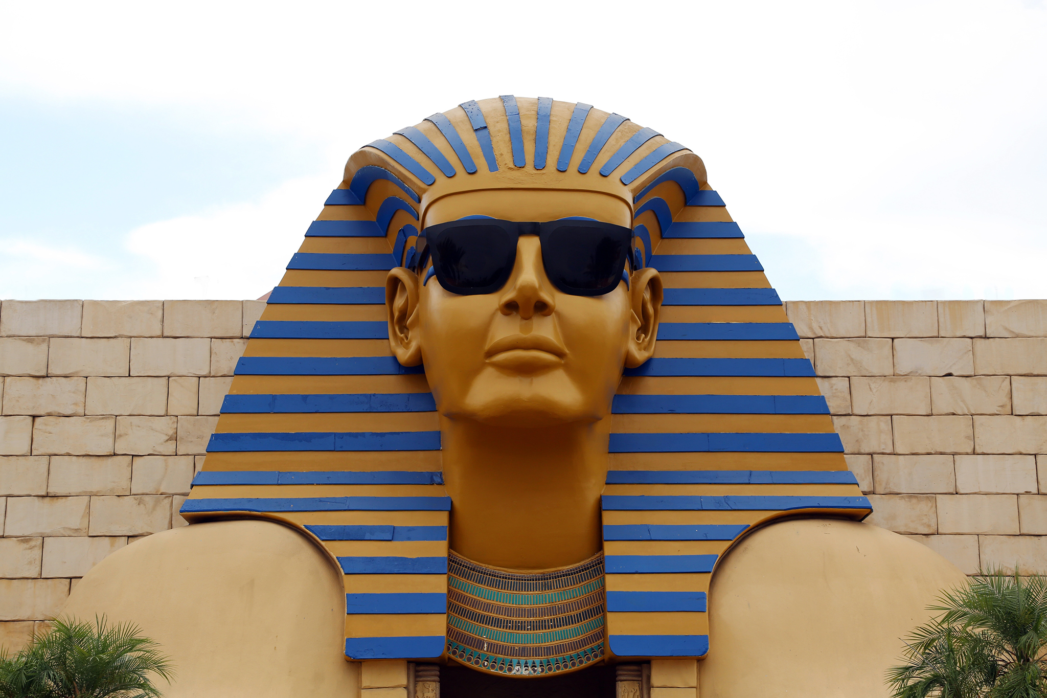 A cursed Calif. Egyptian-themed waterpark became a rave venue until burning down