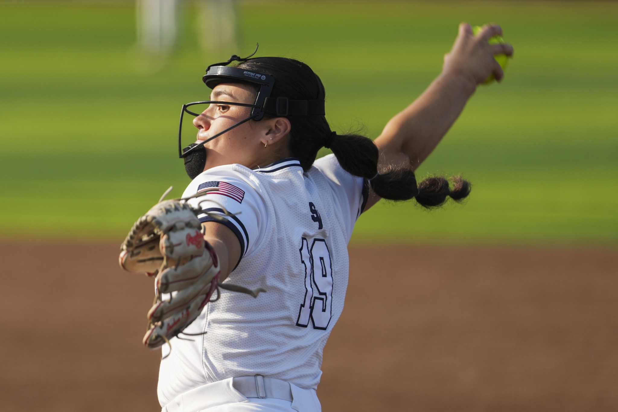 Smithson Valley softball loses to Barbers Hill in state semifinal