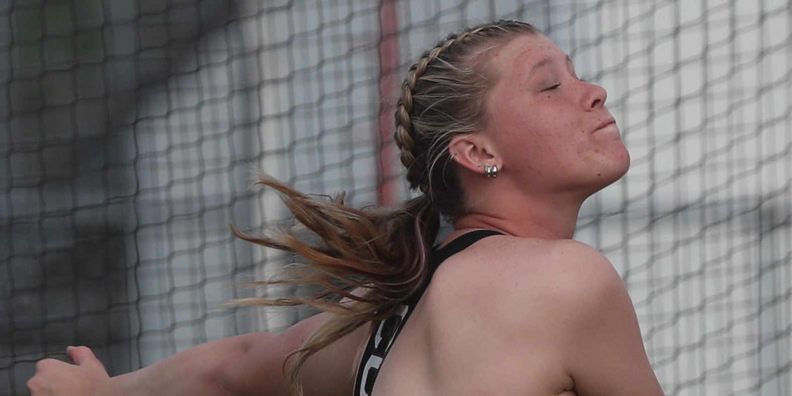 Lawson rebounds from injury, currently in 5th place in discus at state