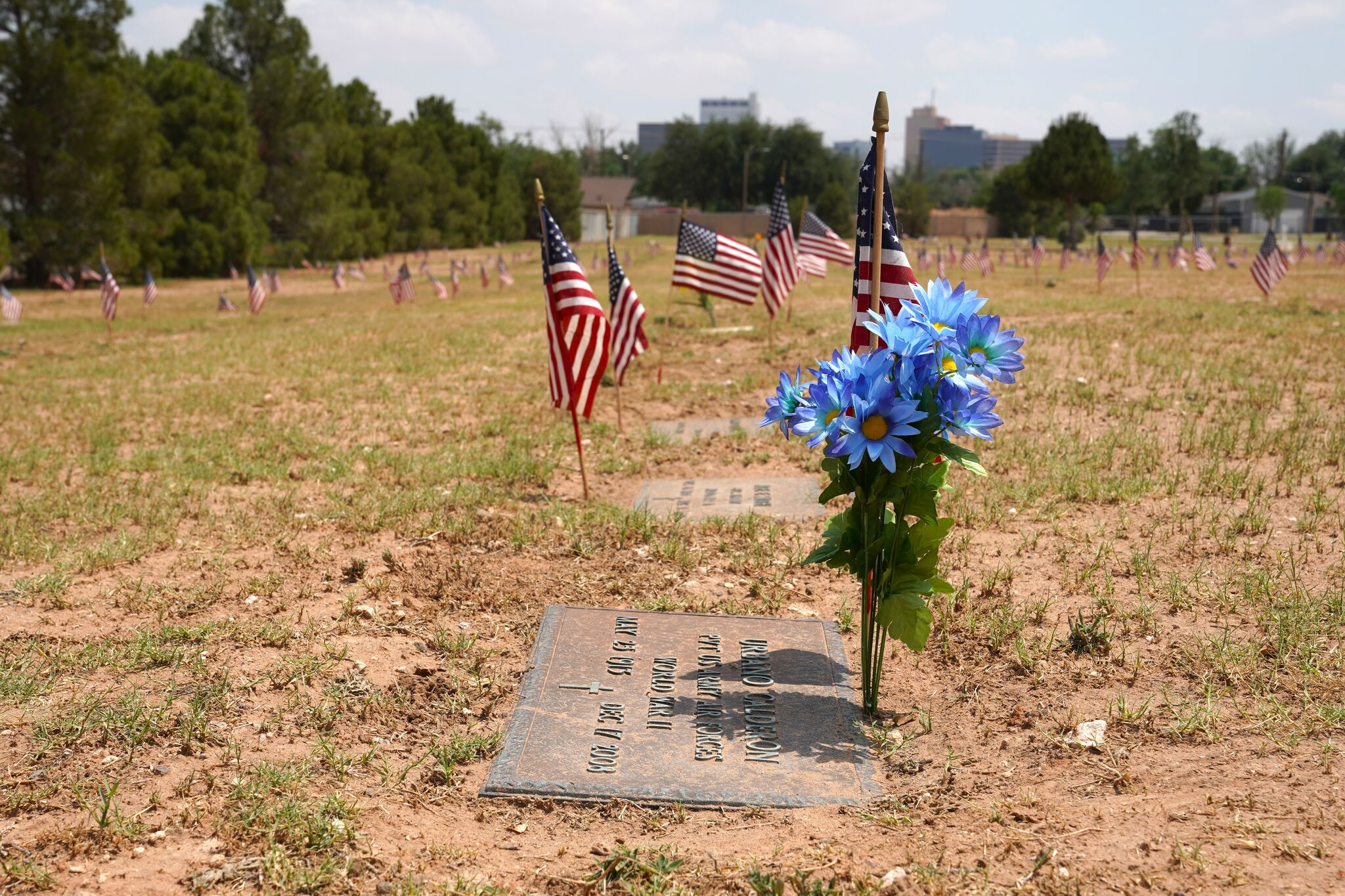 Flags and silence for veterans on Memorial Day at Fairview Cemetery