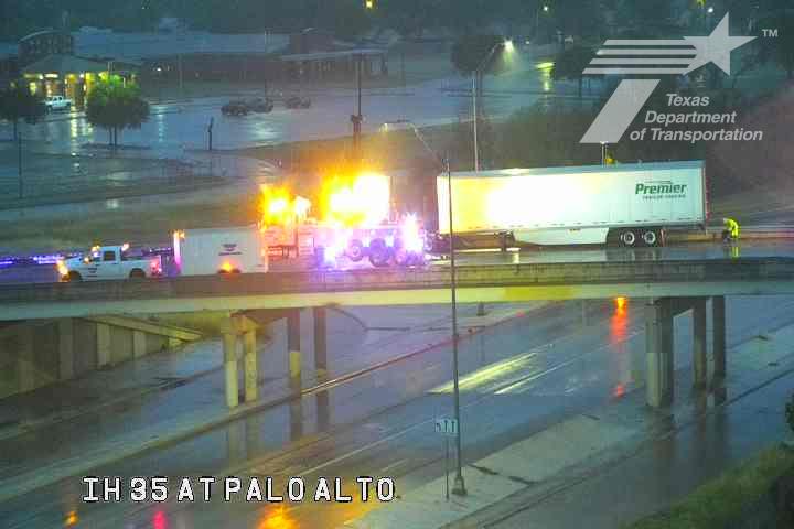Flash flood warning triggers road closures in San Antonio