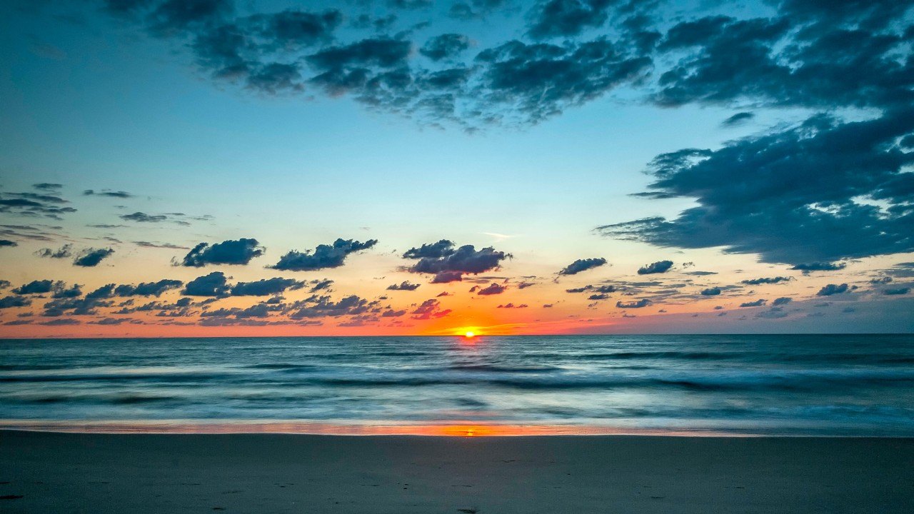 Escape to Hatteras: Discover the Relaxed Charm of This Outer Banks Hidden Gem