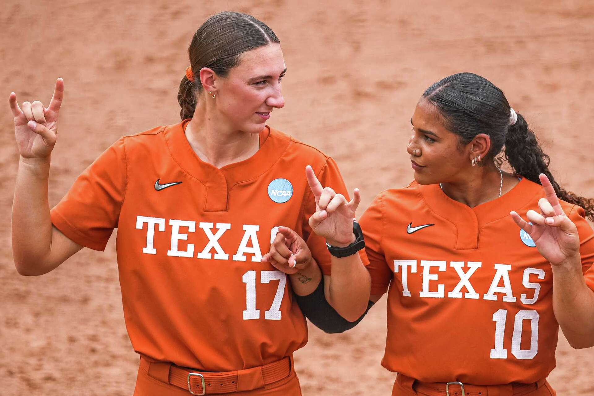WCWS: Texas softball's Mia Scott won't play pro when her career ends