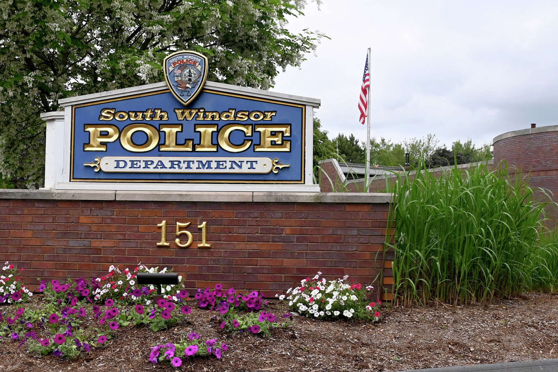 Wanted South Windsor man found with drugs, needles, police say