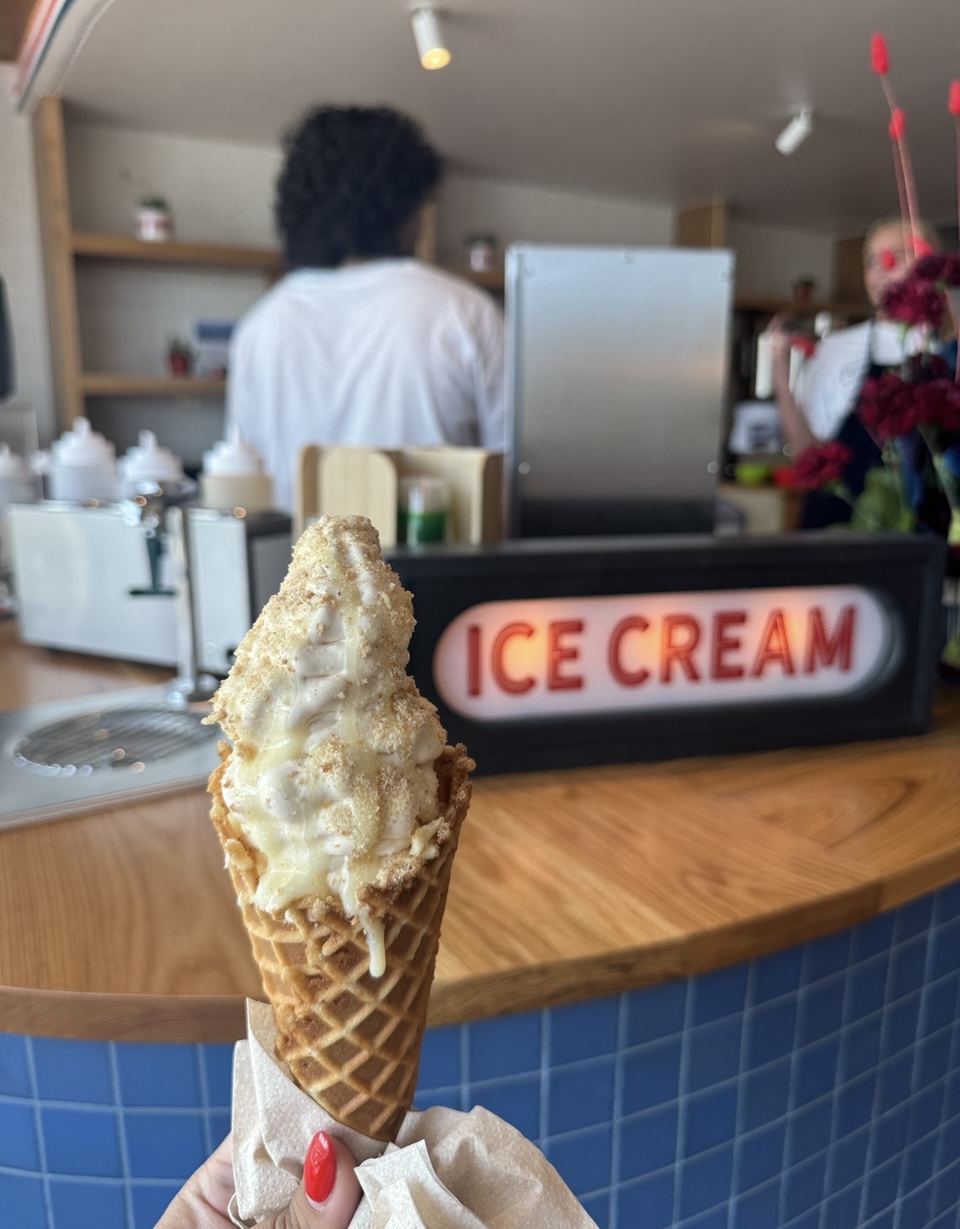 ✧༺♥༻ Creamee  根付✧༺♥༻ Zeds celebrates third Austin location with free ice cream in Westlake