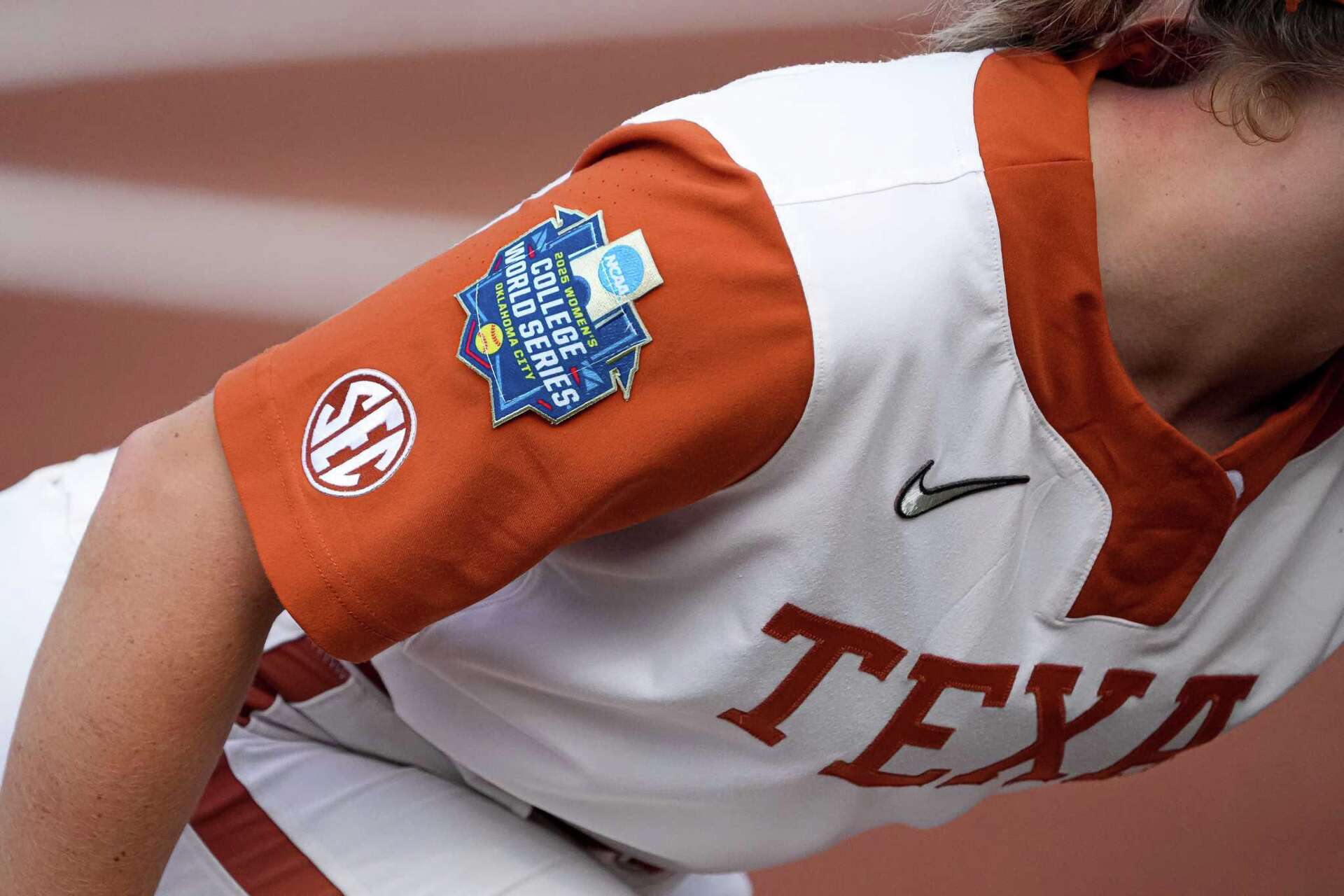 Tech Game Score Texas vs Texas Tech game score: Replay, highlights as UT wins Game 1 of ...