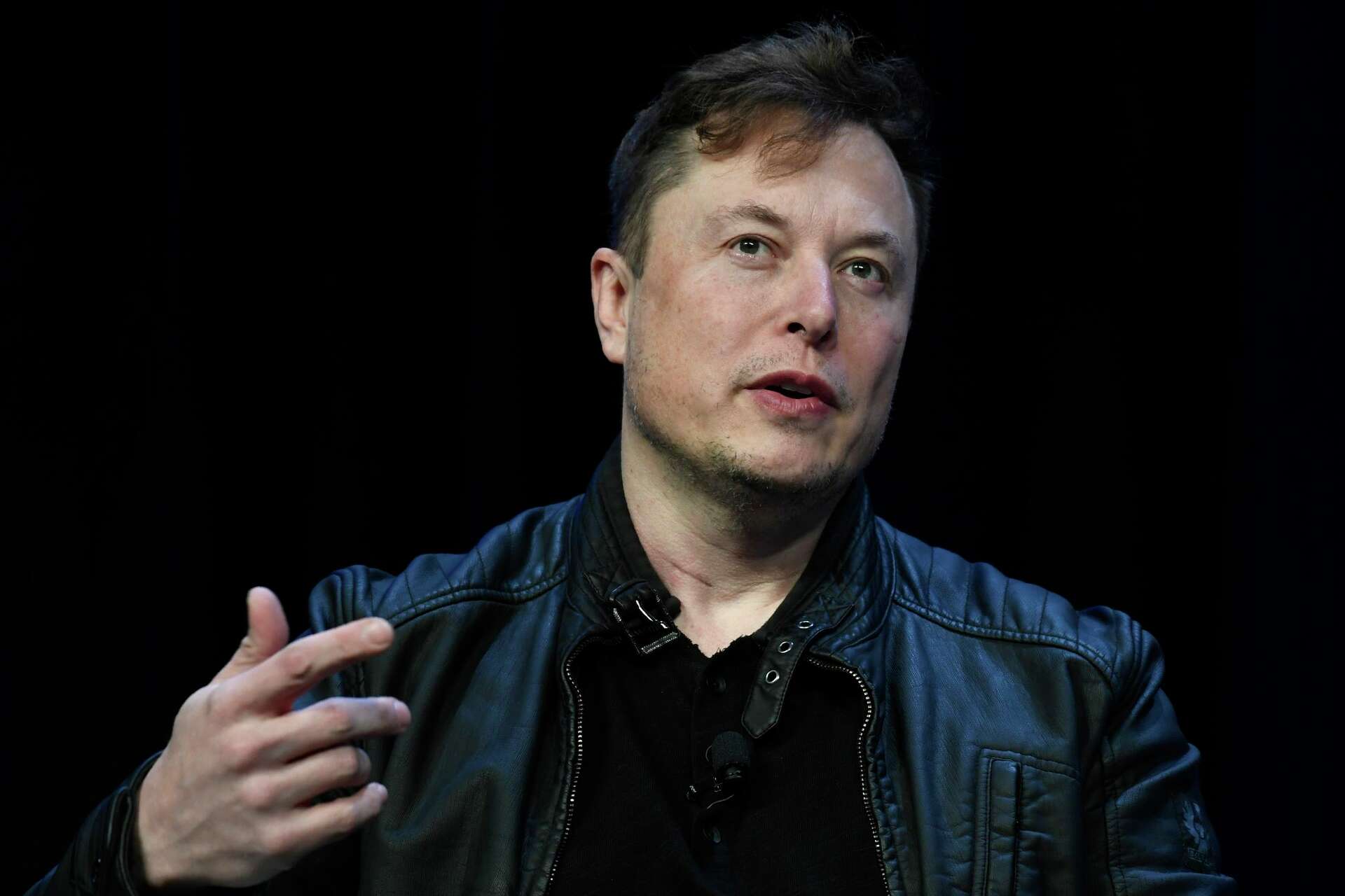 Musk says Tesla's robotaxi service to 'tentatively' launch in Austin on June 22