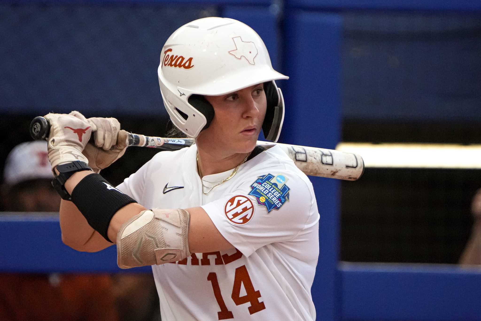 How No. 1 Longhorns drop first game of season in rematch against Nebraska