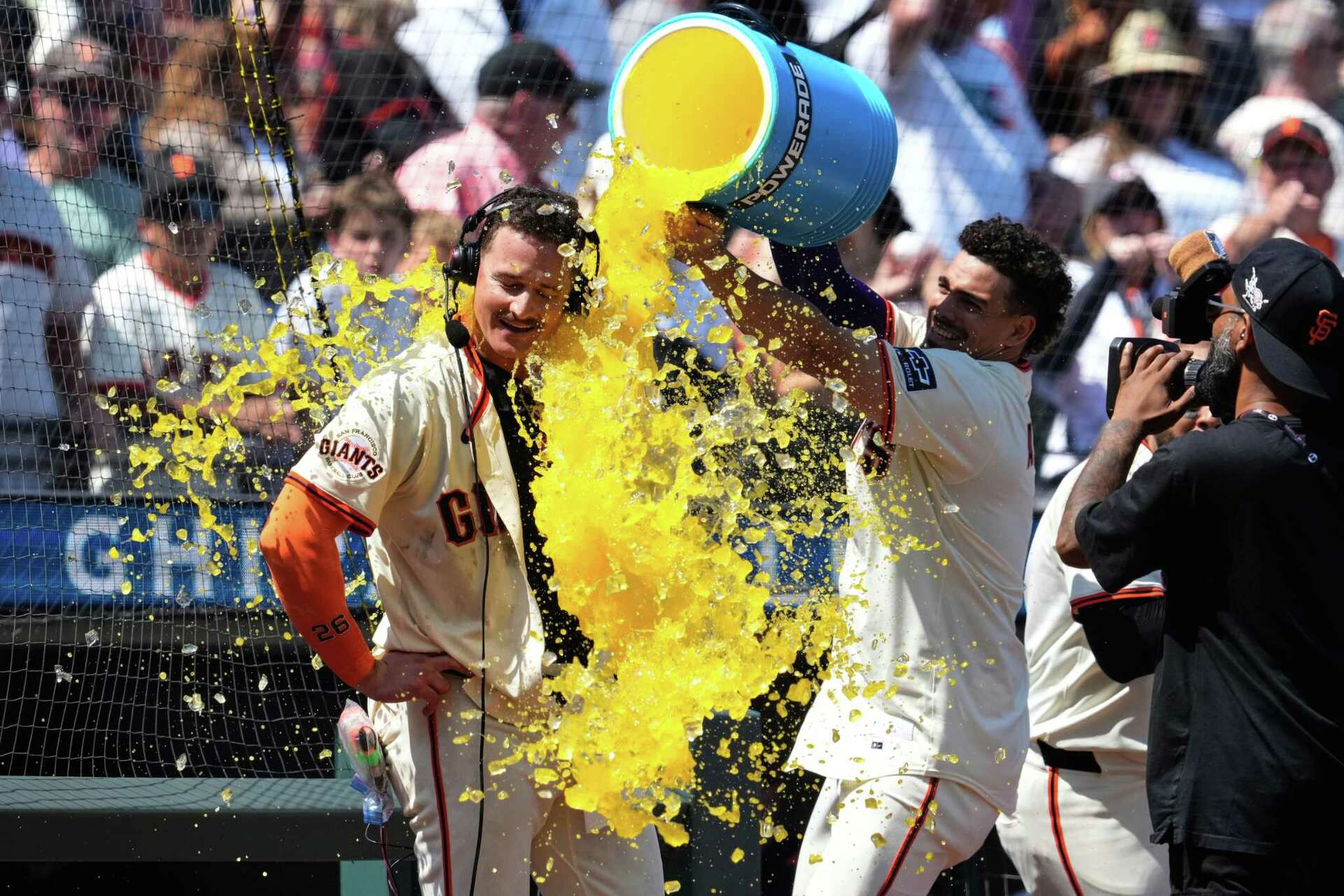 Matt Chapman's first Giants walk-off HR gives S.F. another one-run win