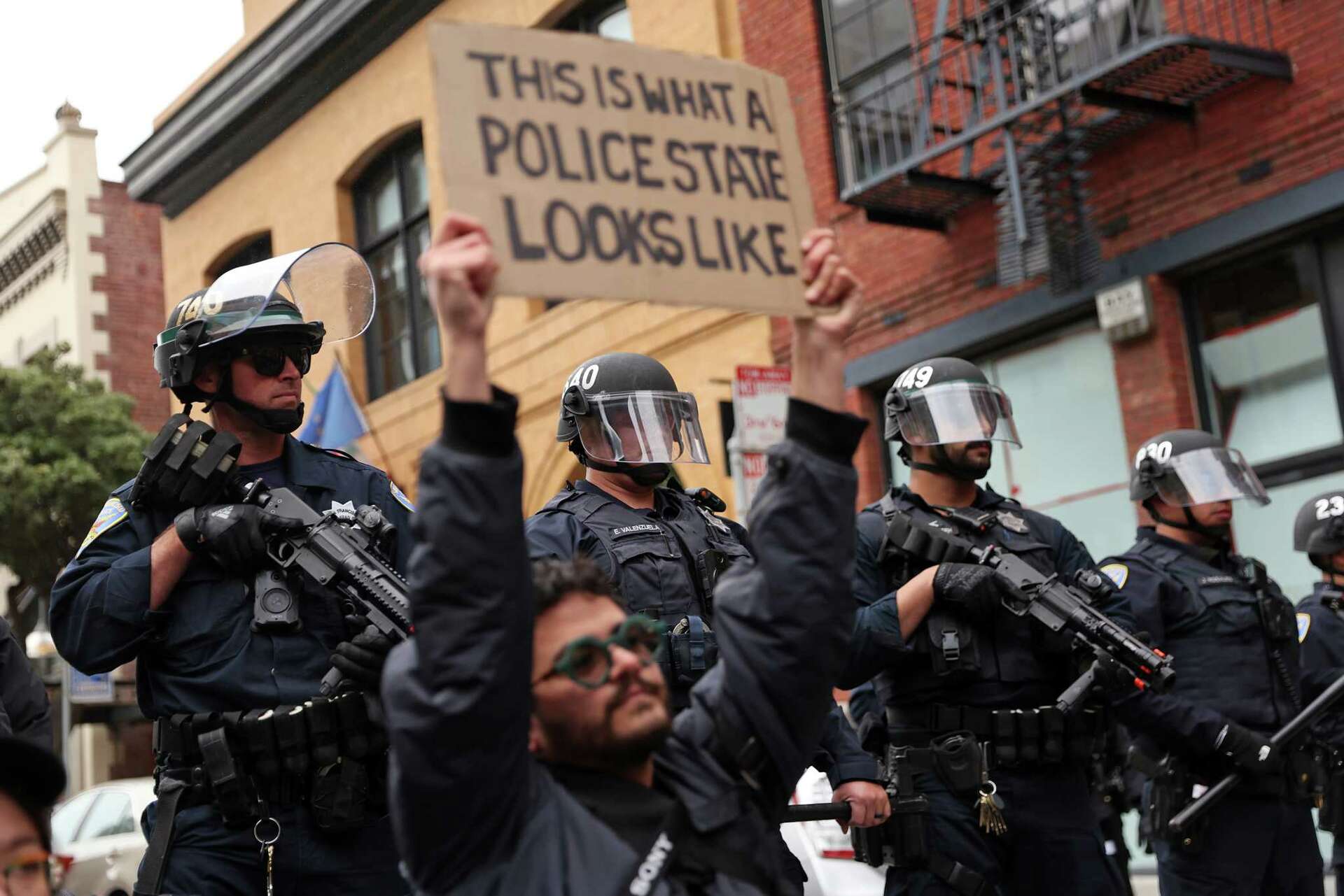 Vivid Sf Lacked Courage To Condemn Threats To Gardaí - Martin Artwork Illustration