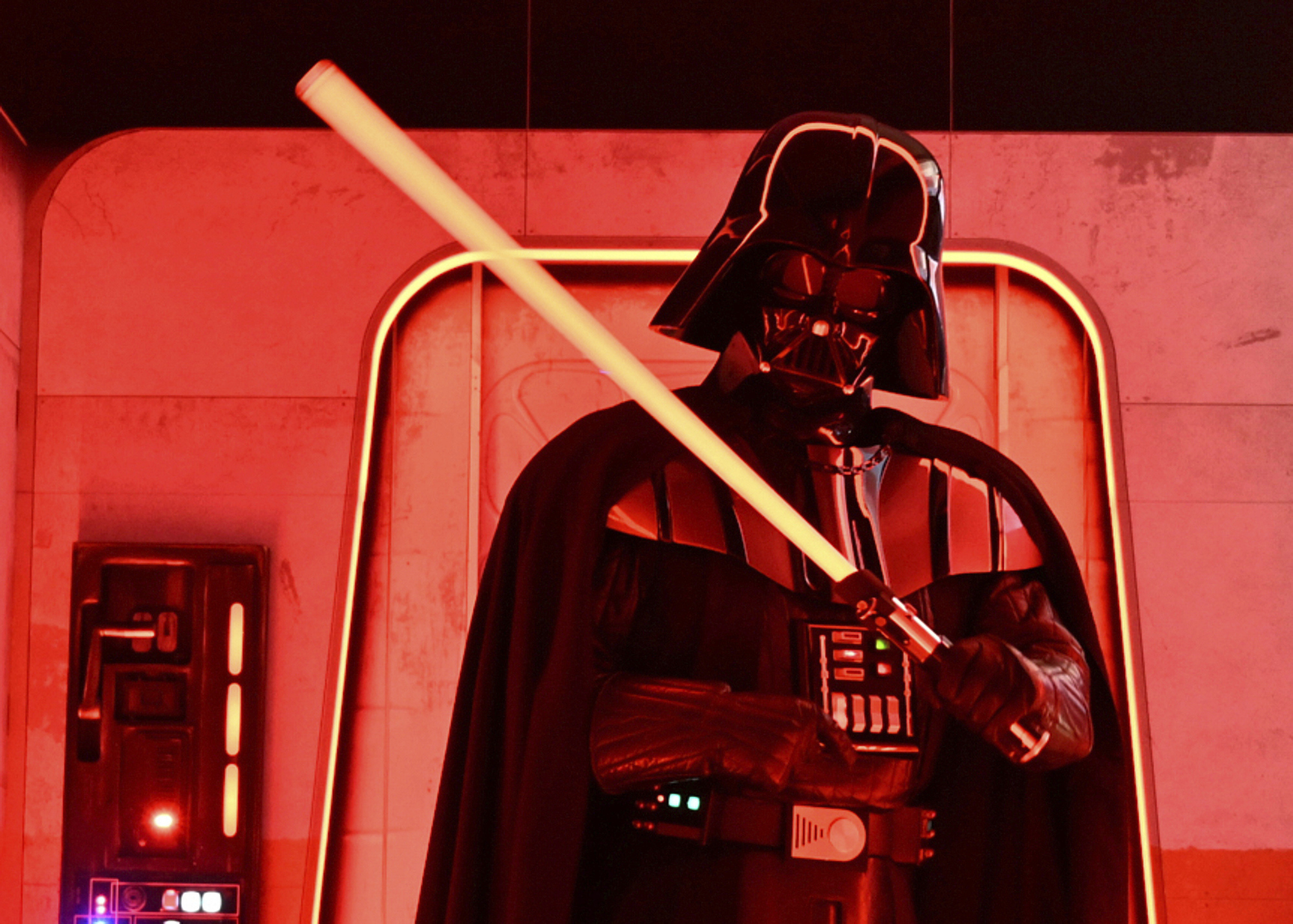 ¡Guerra de la IA! Disney y Universal Demandam a Midjourney por Usar Sus Obras Protegidas
