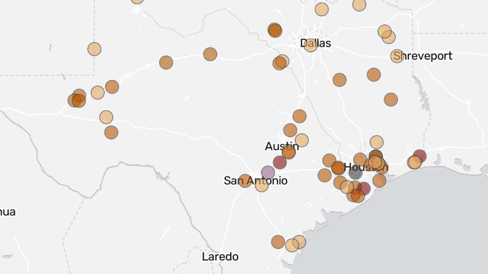 Proposed gas-fired power plants are concentrated in the Houston area.