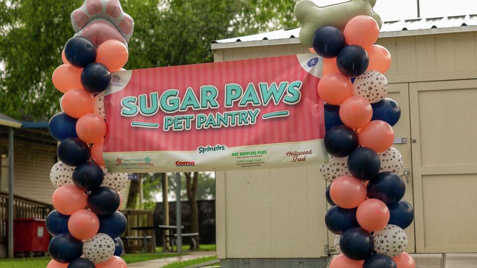 Sugar Paws Pet Pantry is now open in Sugar Land.