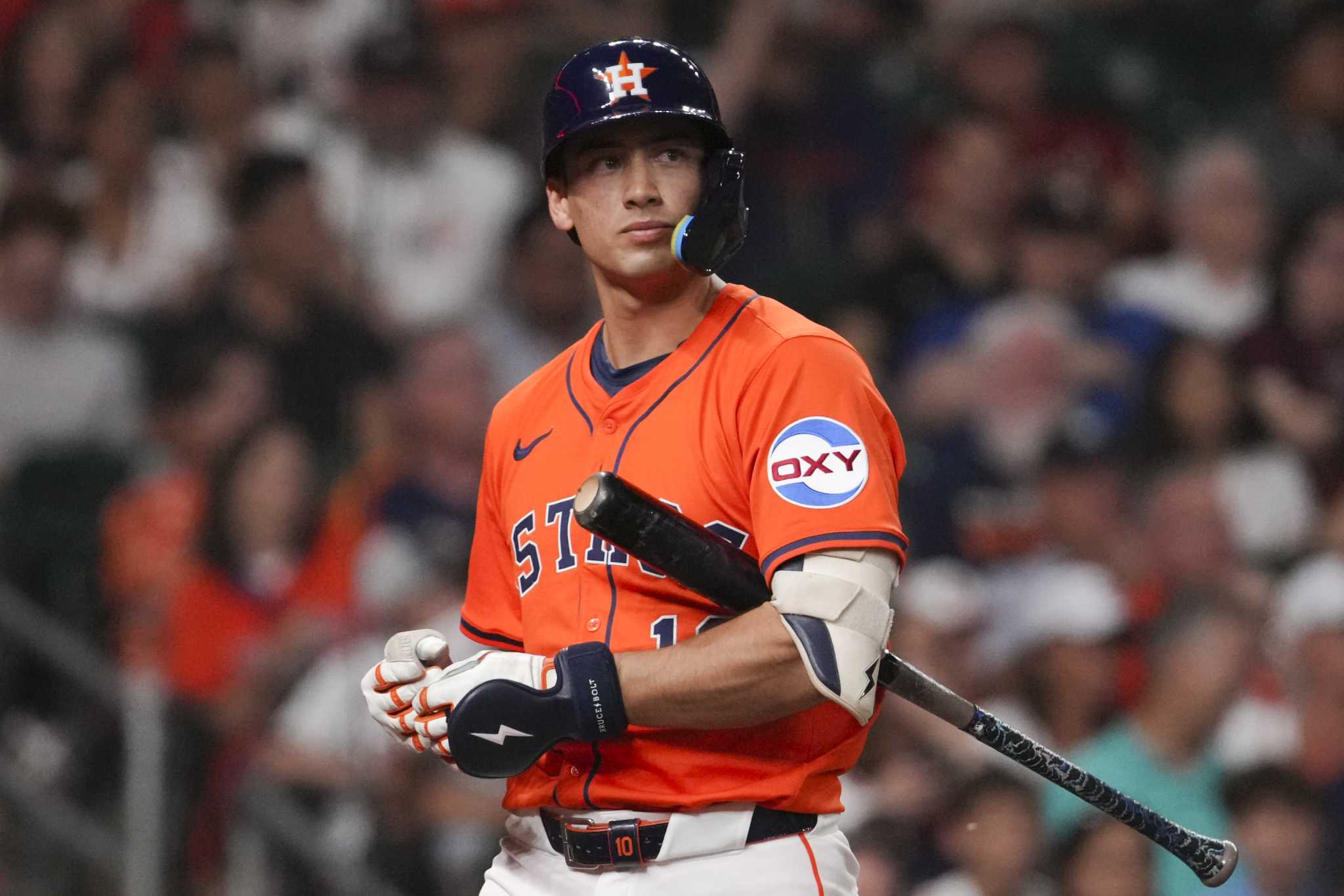 Astros call up Shay Whitcomb to replace injured Jeremy Peña on roster