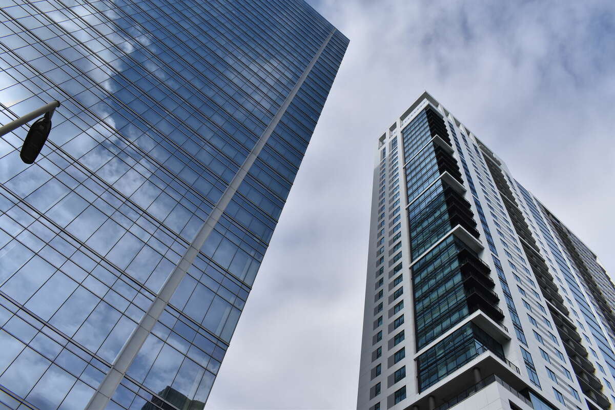 Millionaire renters are trading coastal living for the South, and Houston is leading the nation as the fastest-growing metro area for affluent renters, according to a RentCafe analysis.