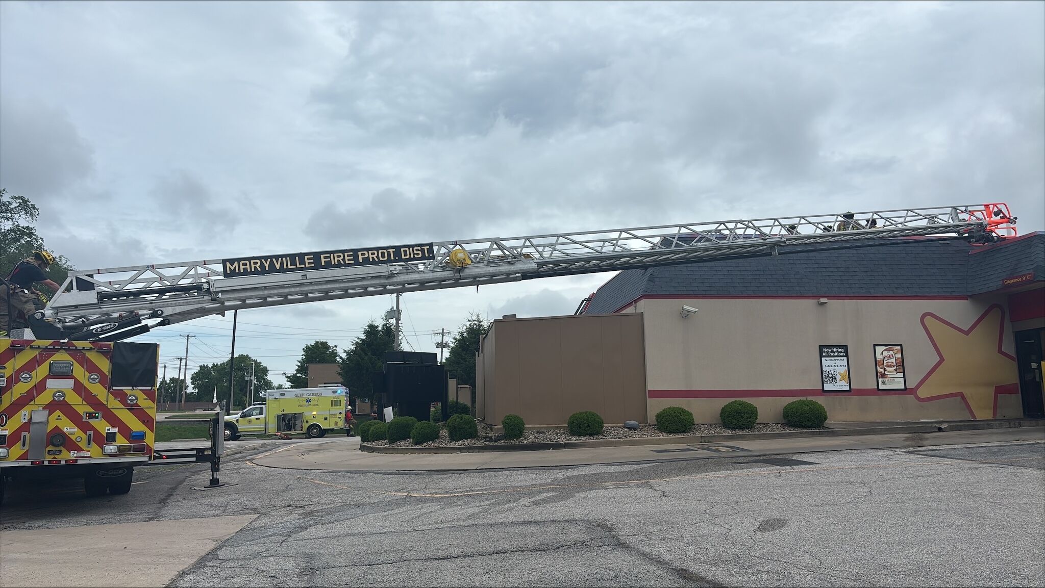 Multiple fire crews respond to smoke at Glen Carbon Hardees