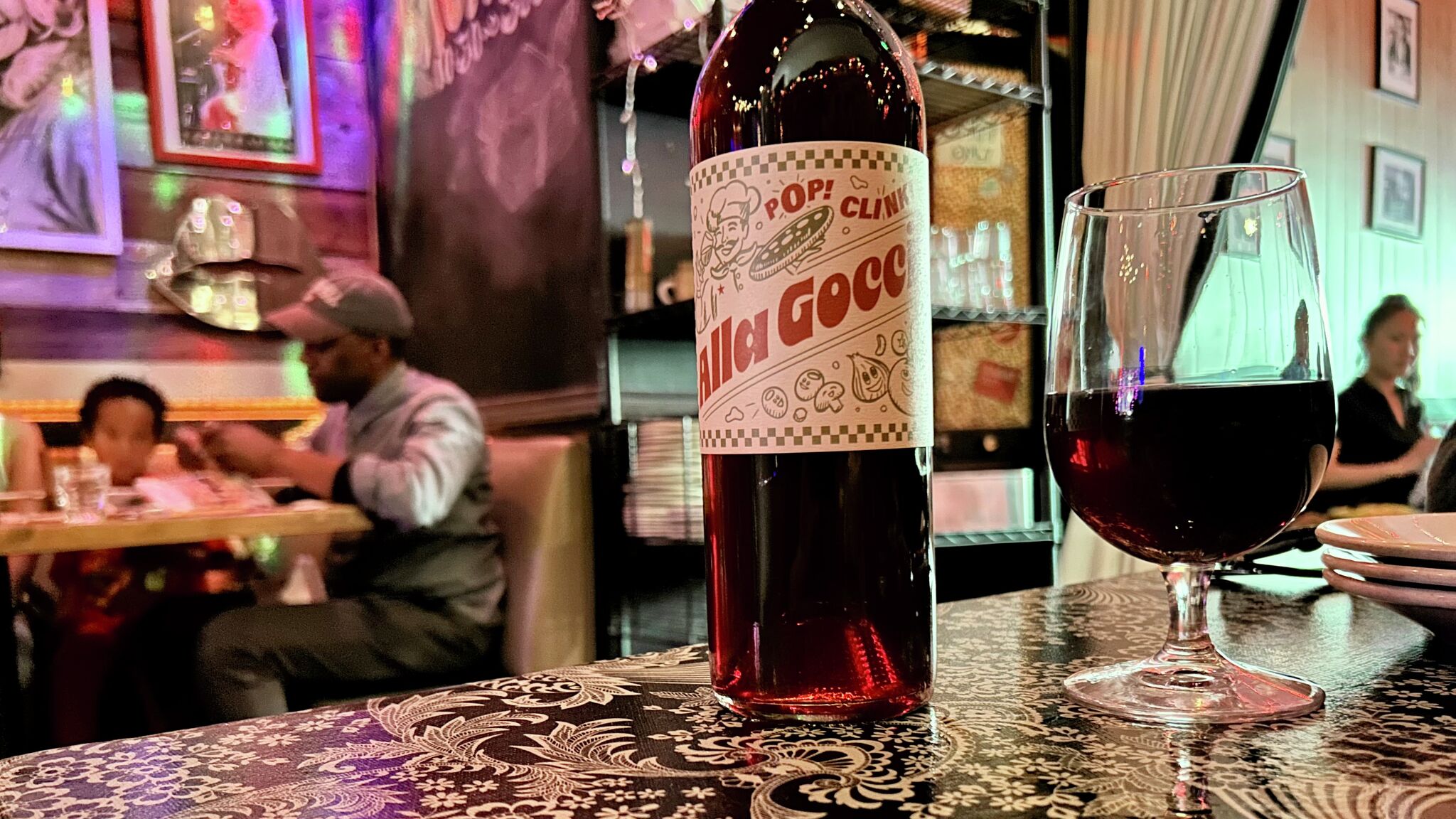 https://s.hdnux.com/photos/01/50/57/27/27456973/5/rawImage.jpg